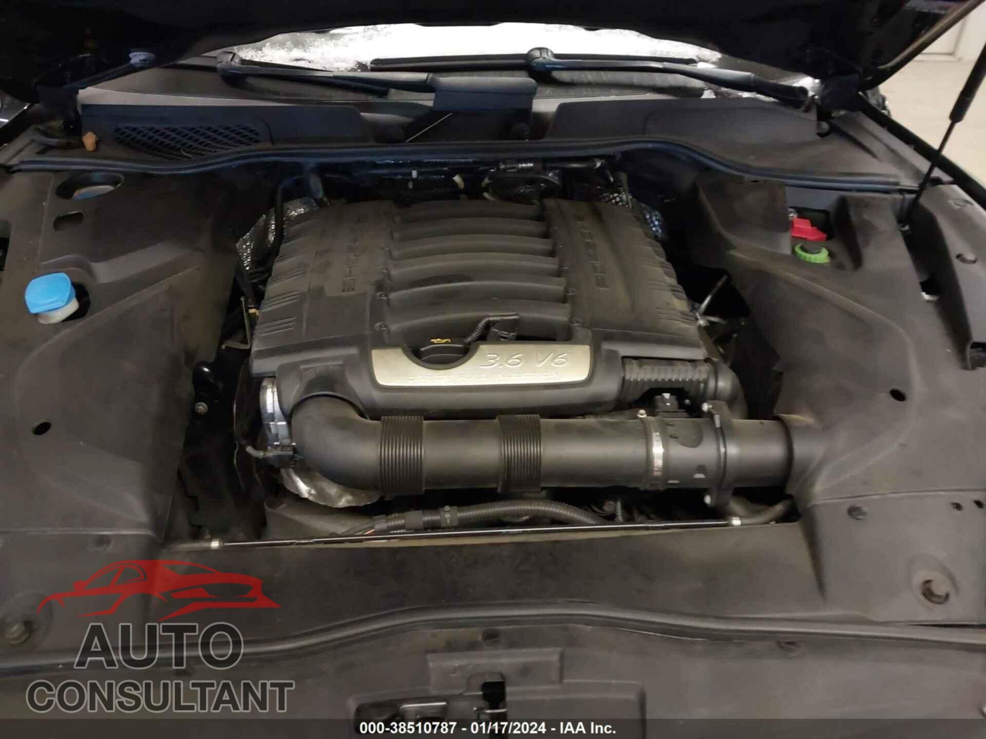PORSCHE CAYENNE 2017 - WP1AA2A25HKA84733
