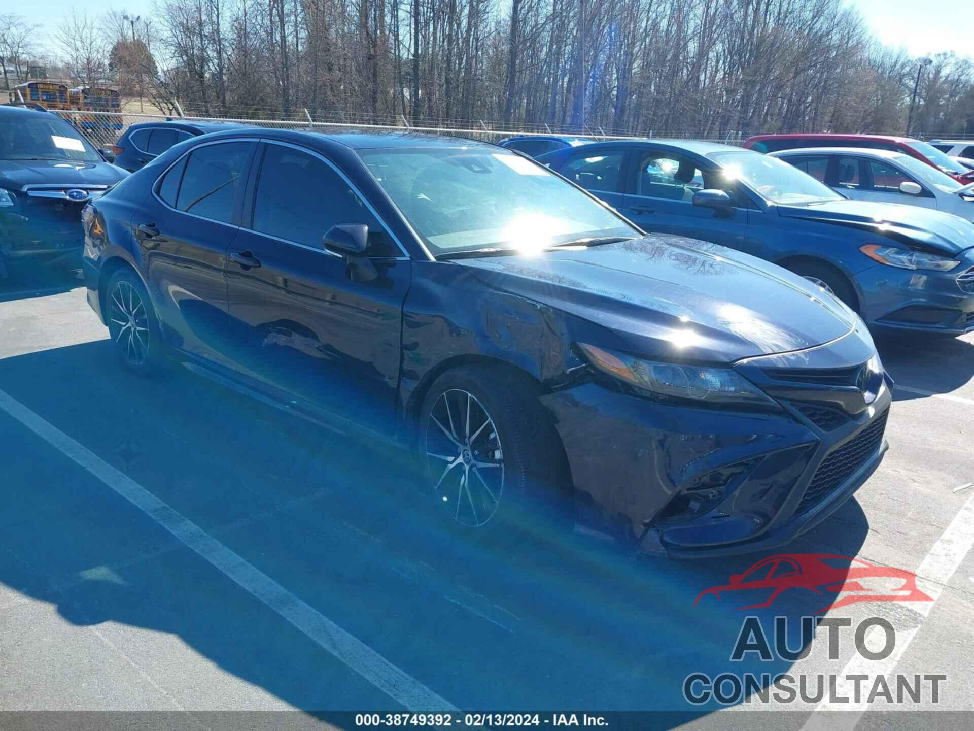 TOYOTA CAMRY 2022 - 4T1G11AK4NU714095