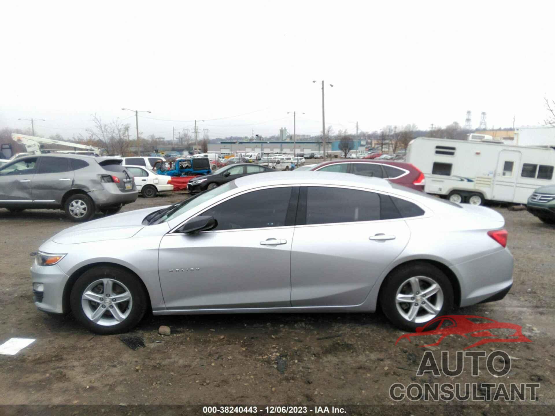 CHEVROLET MALIBU 2020 - 1G1ZB5ST3LF155142