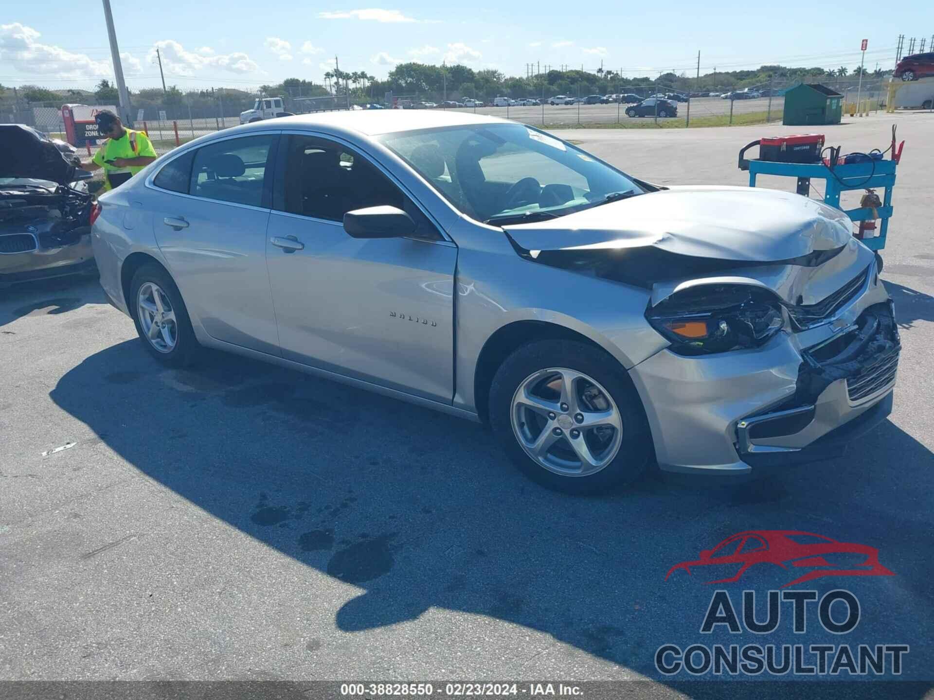 CHEVROLET MALIBU 2018 - 1G1ZB5ST9JF274679
