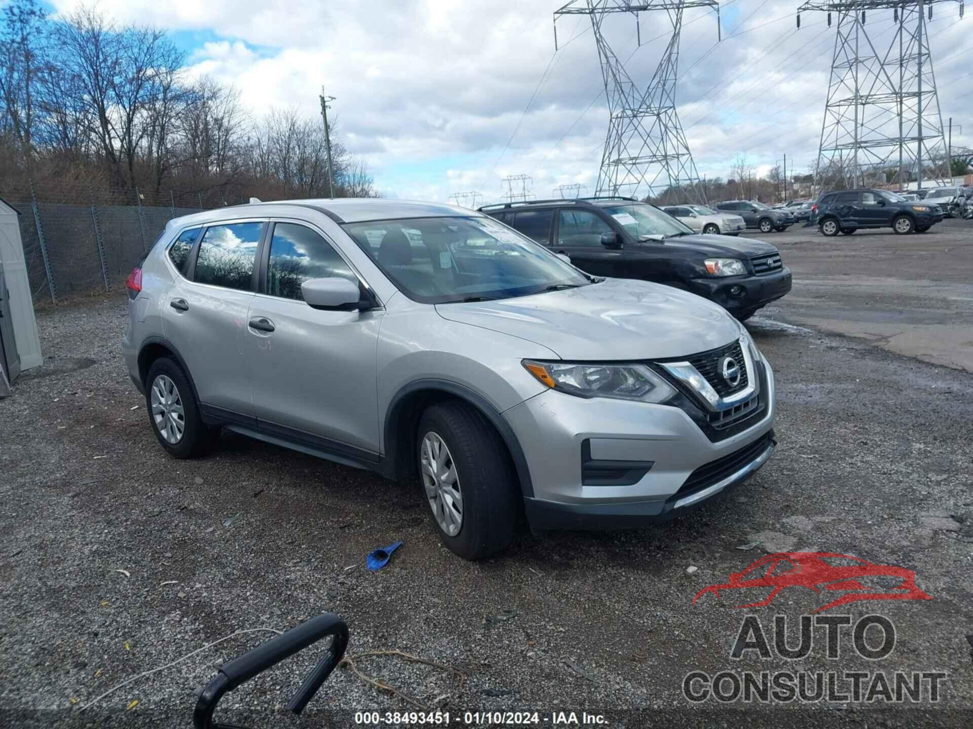 NISSAN ROGUE 2017 - KNMAT2MT5HP556979