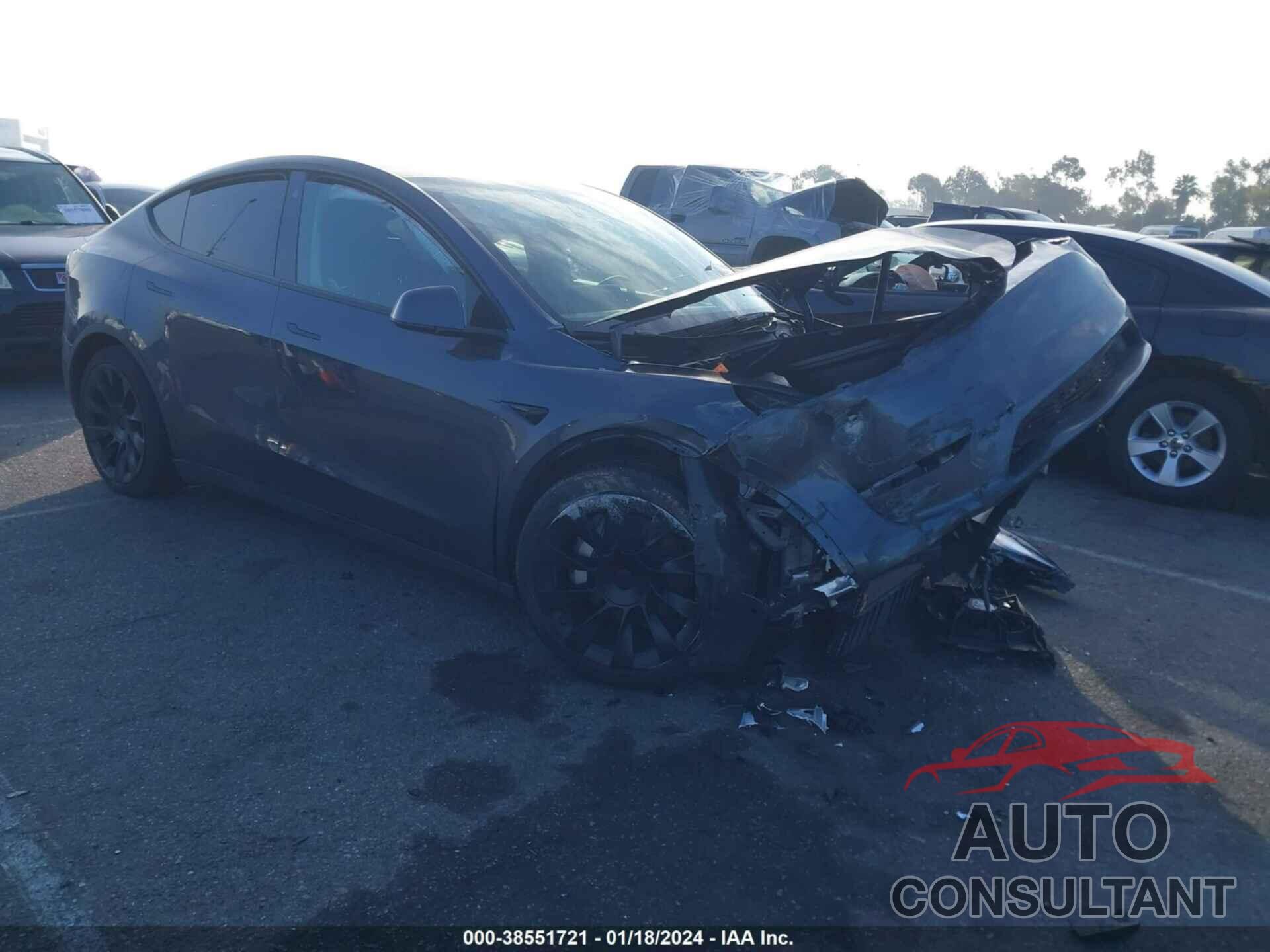 TESLA MODEL Y 2023 - 7SAYGAEE1PF627748