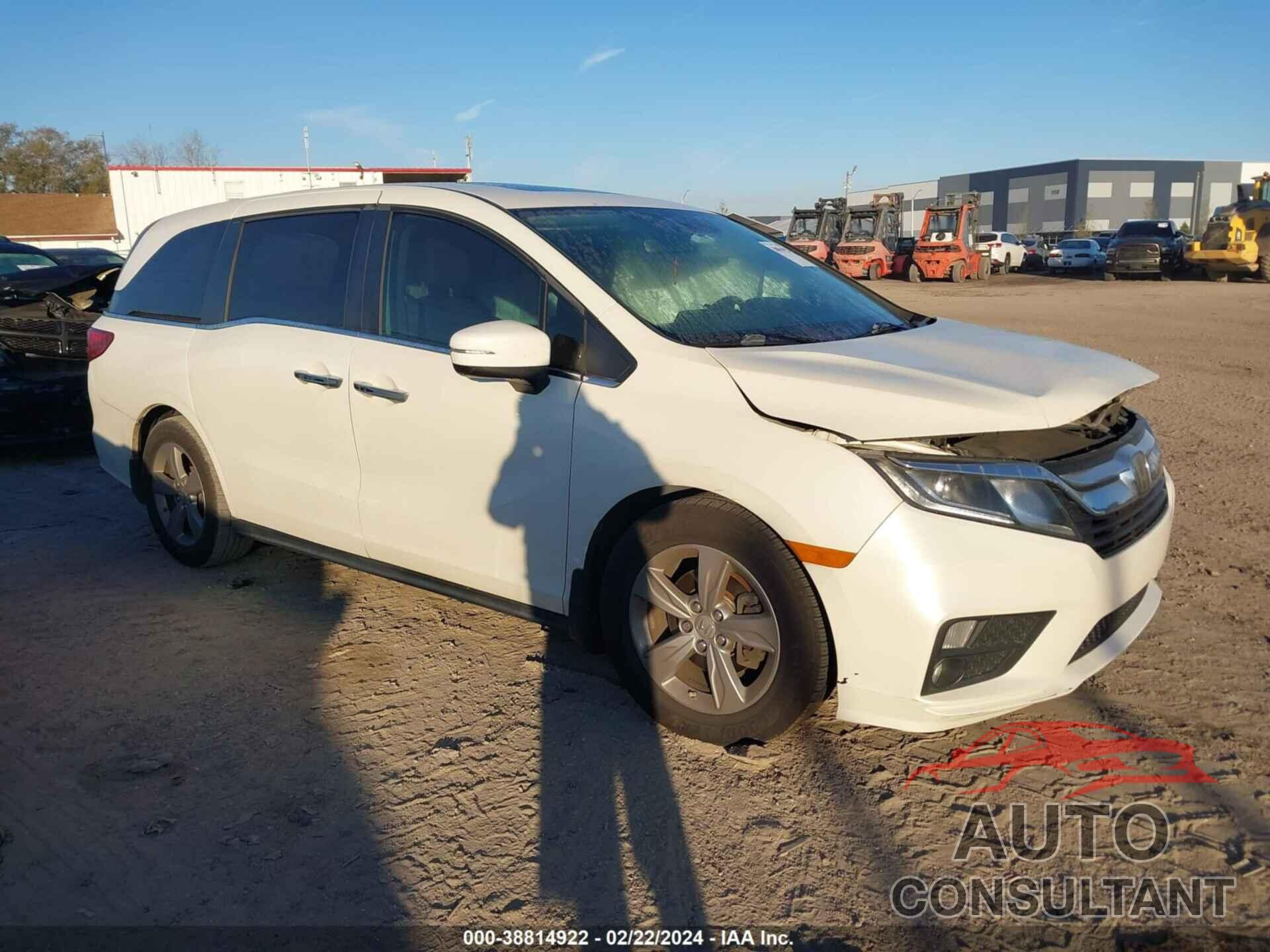 HONDA ODYSSEY 2018 - 5FNRL6H71JB001941