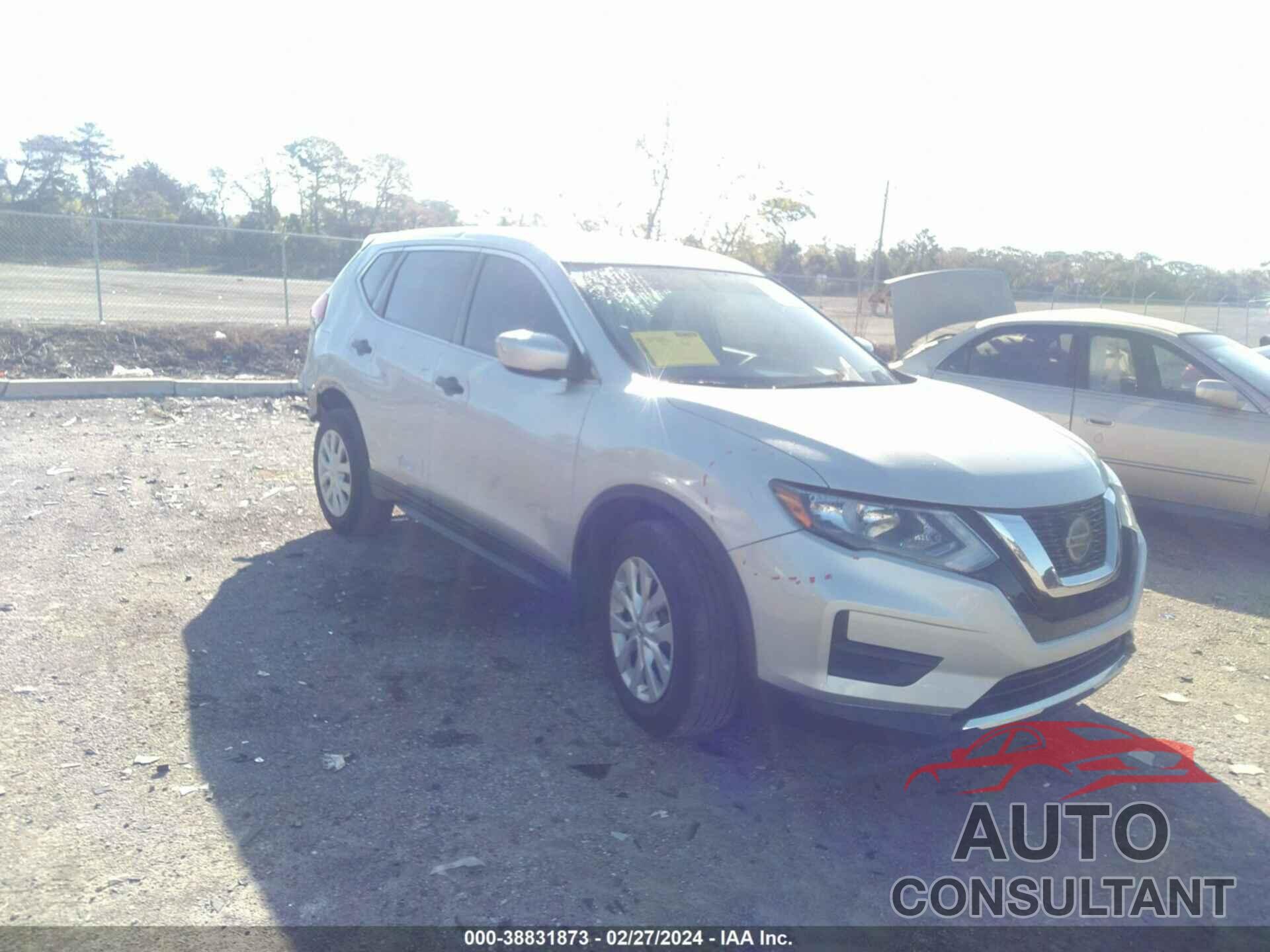 NISSAN ROGUE 2018 - 5N1AT2MT4JC763937