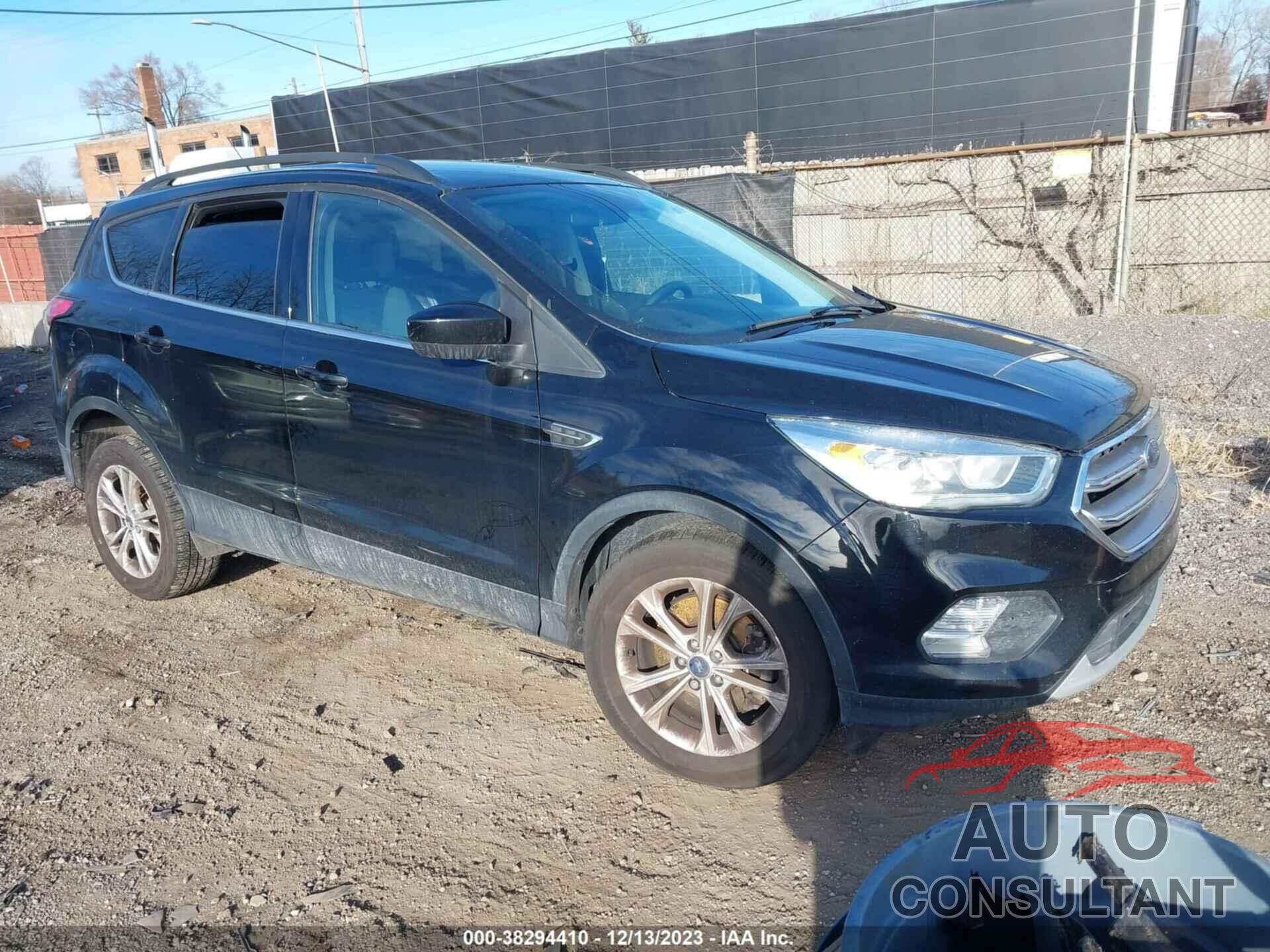 FORD ESCAPE 2017 - 1FMCU9GD3HUC24118