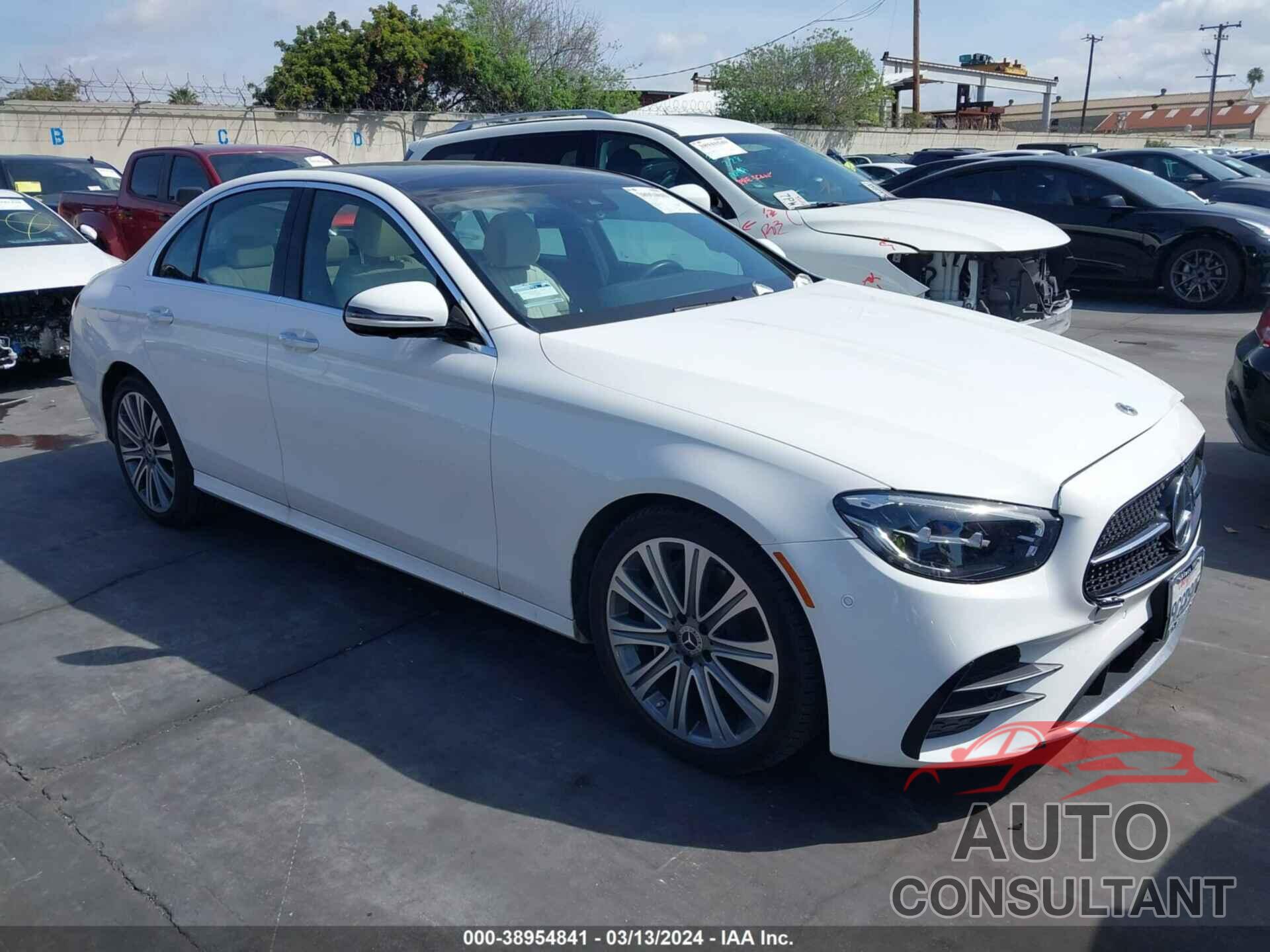 MERCEDES-BENZ E 350 2022 - W1KZF8DB3NB082680