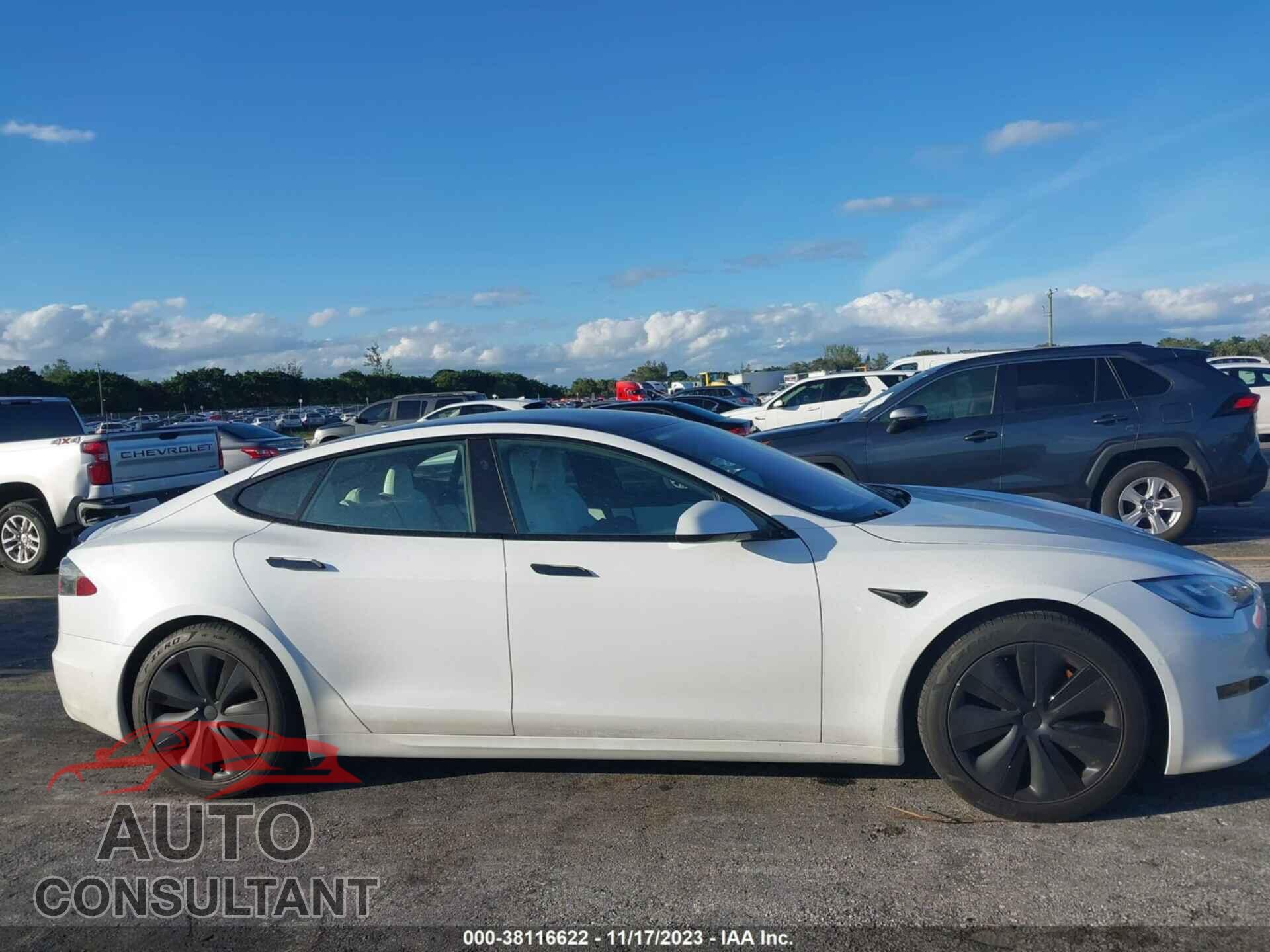 TESLA MODEL S 2021 - 5YJSA1E64MF452078