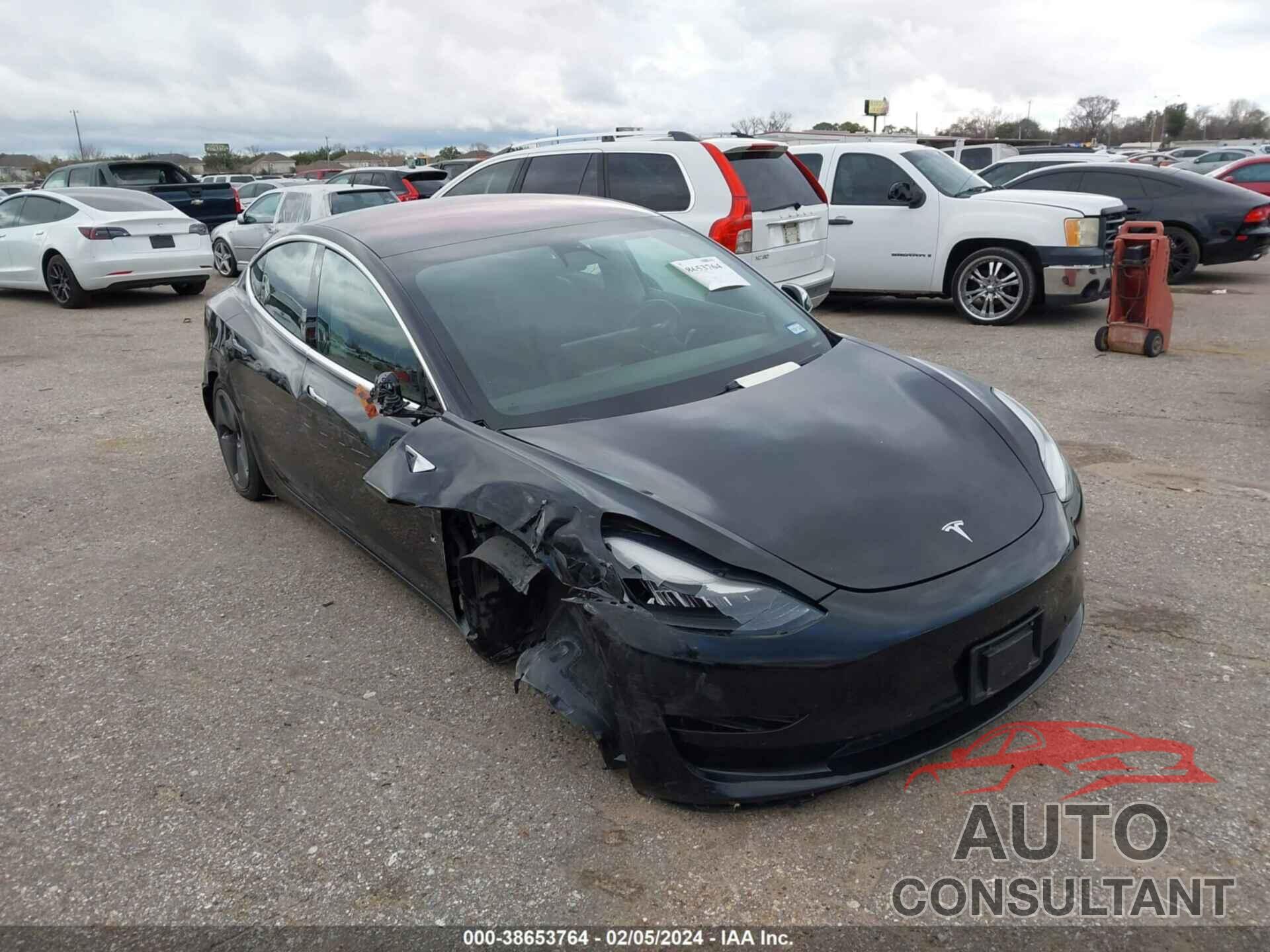 TESLA MODEL 3 2018 - 5YJ3E1EA0JF151784