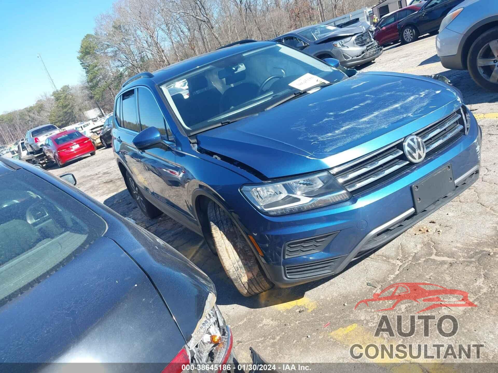 VOLKSWAGEN TIGUAN 2019 - 3VV2B7AX0KM151395