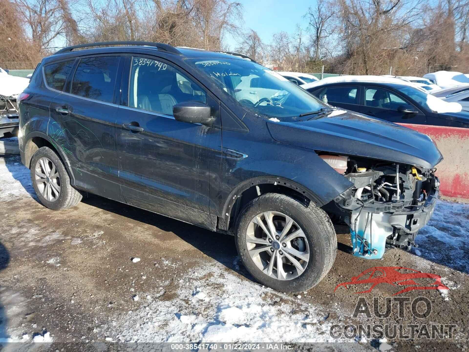 FORD ESCAPE 2018 - 1FMCU0HD4JUD44865