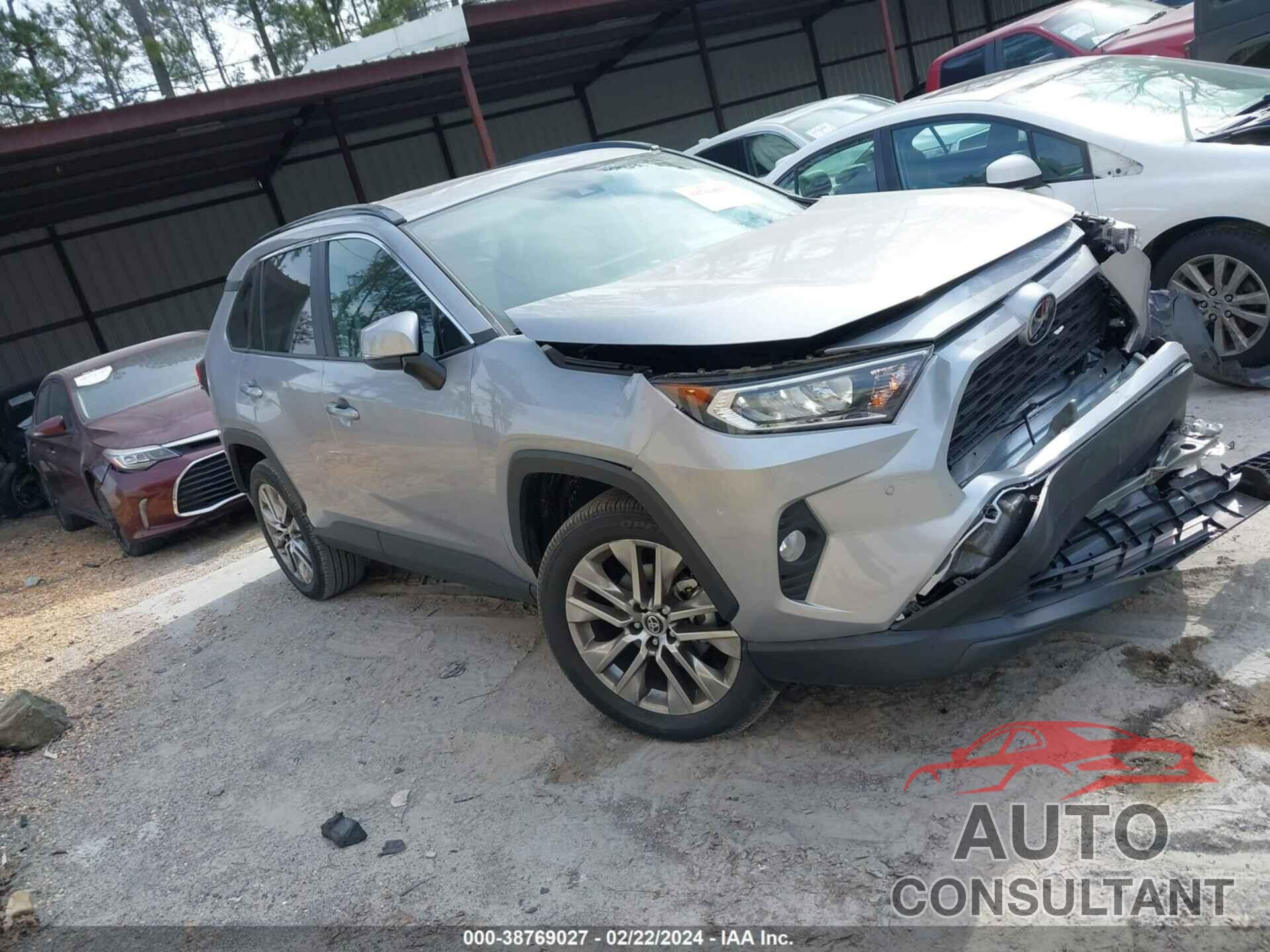 TOYOTA RAV4 2019 - 2T3C1RFV3KW032778