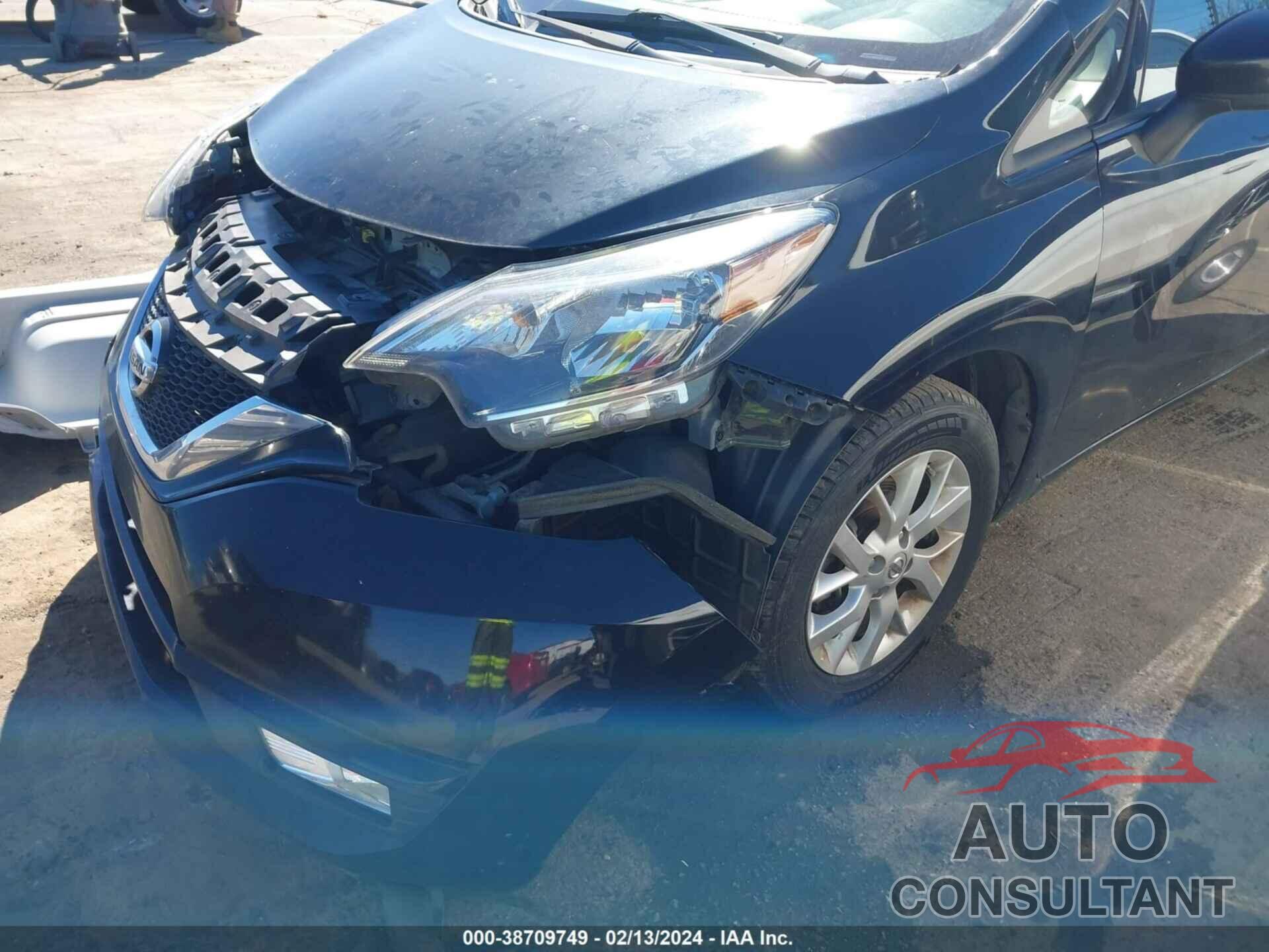 NISSAN VERSA NOTE 2018 - 3N1CE2CP5JL359838