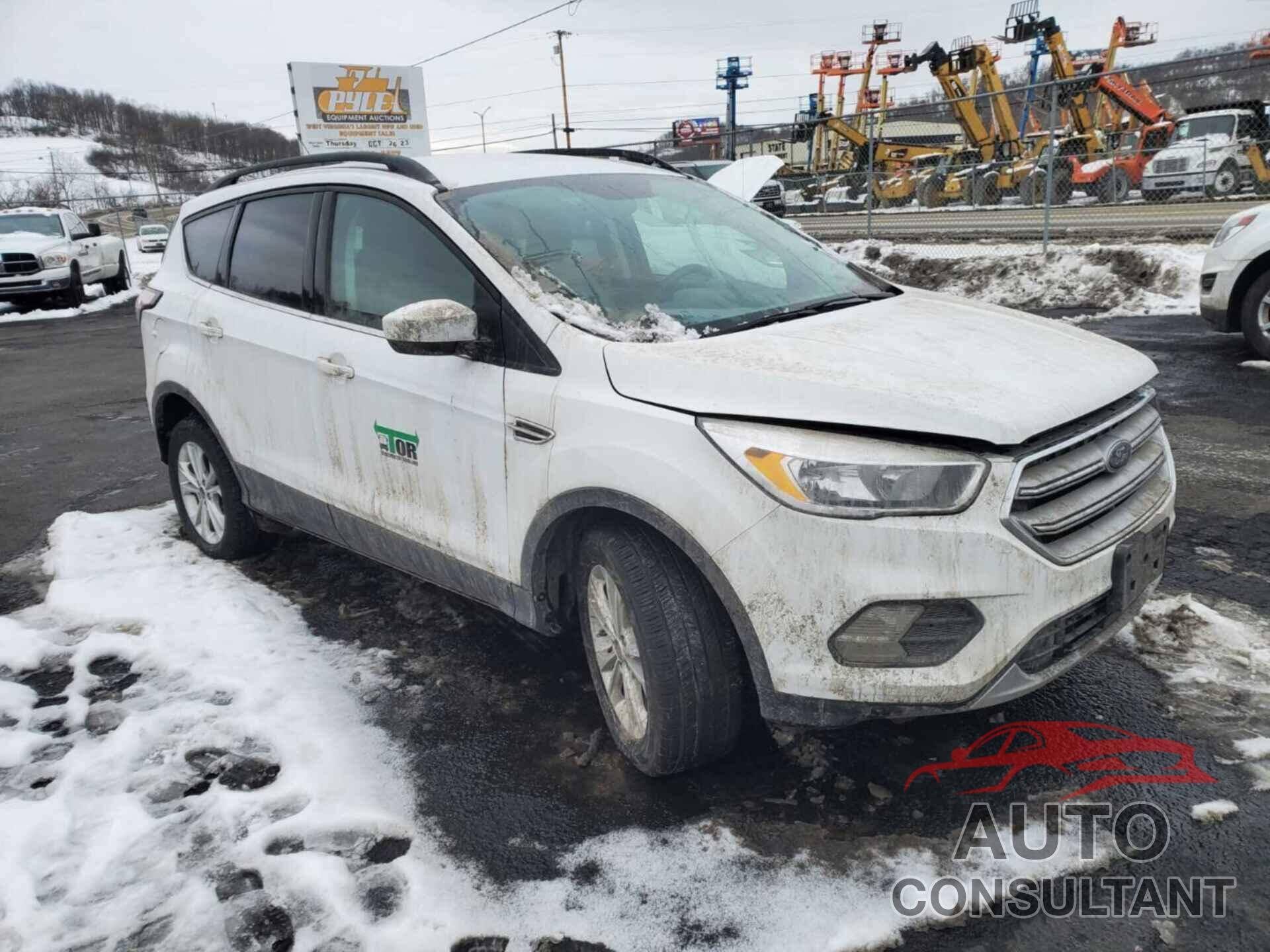 FORD ESCAPE 2018 - 1FMCU9GD6JUA77380