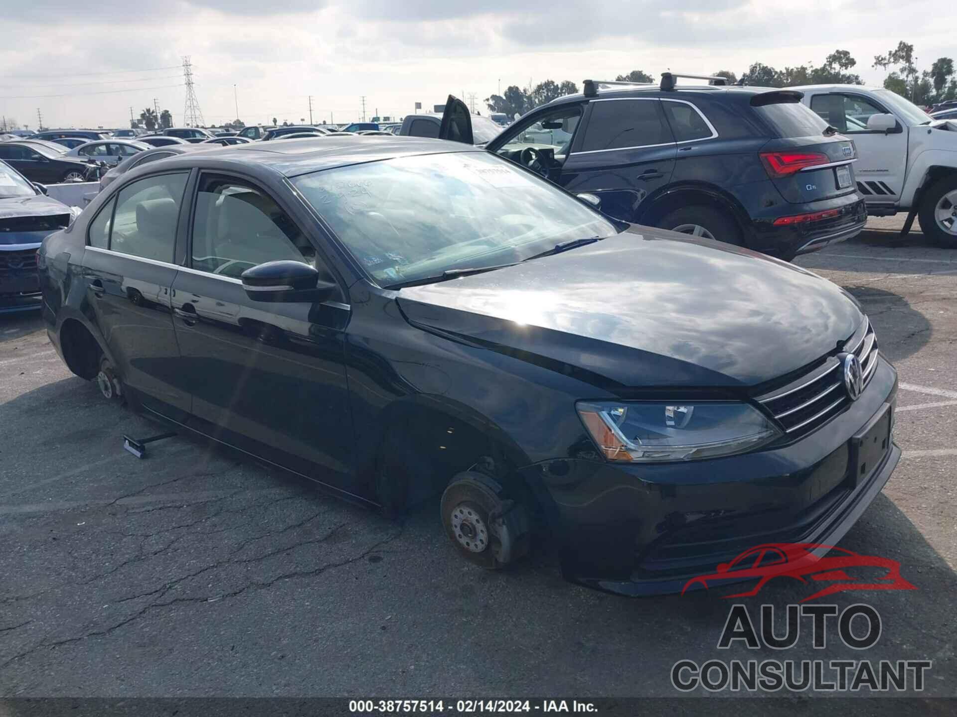 VOLKSWAGEN JETTA 2017 - 3VWDB7AJXHM407244