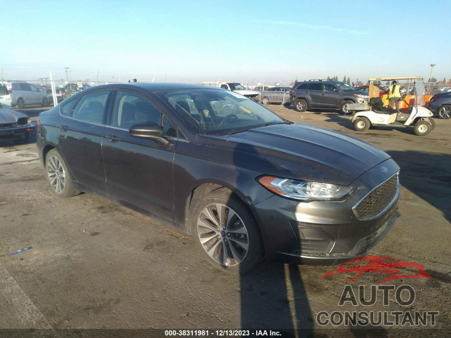 FORD FUSION 2019 - 3FA6P0T97KR199413