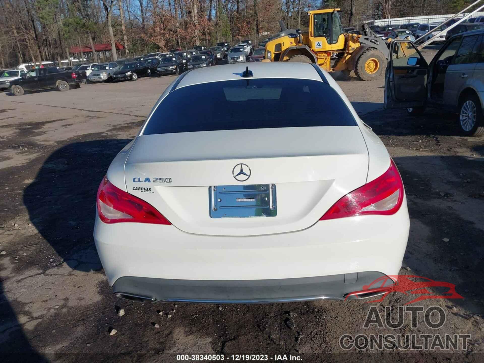 MERCEDES-BENZ CLA 250 2017 - WDDSJ4EB0HN460173