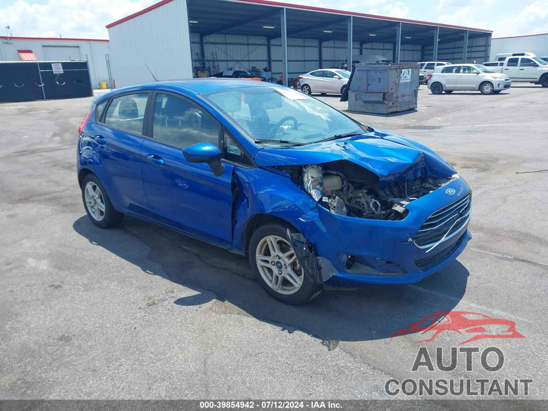 FORD FIESTA 2018 - 3FADP4EJ4JM136805