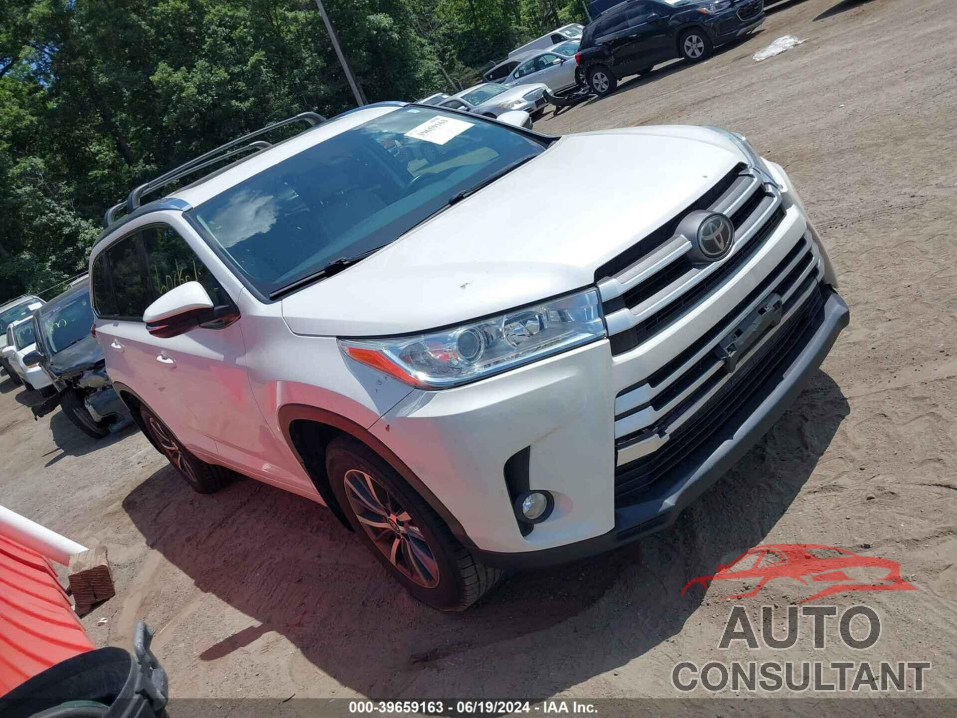 TOYOTA HIGHLANDER 2017 - 5TDJZRFH2HS481874