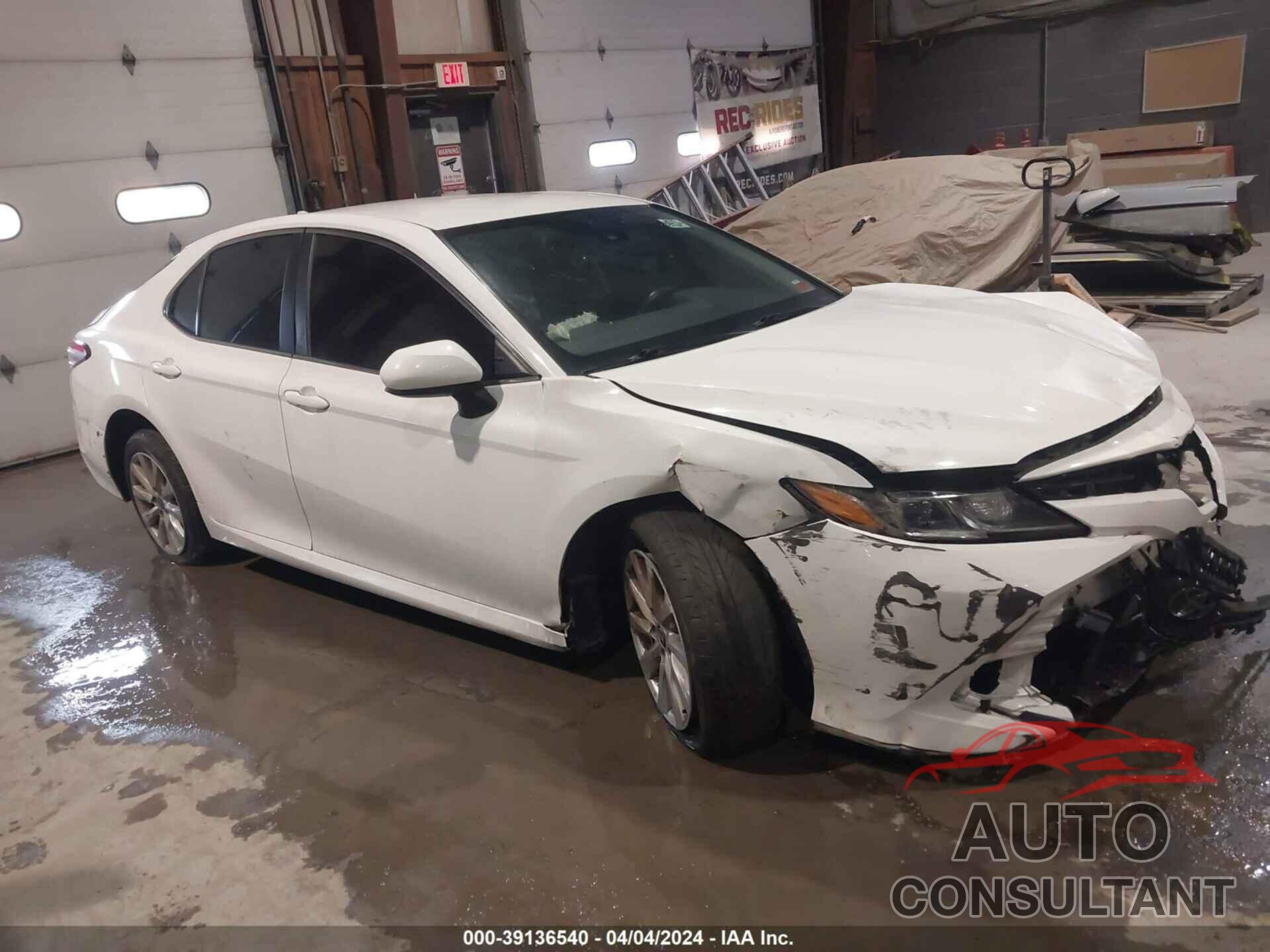 TOYOTA CAMRY 2020 - 4T1C11AK0LU358675