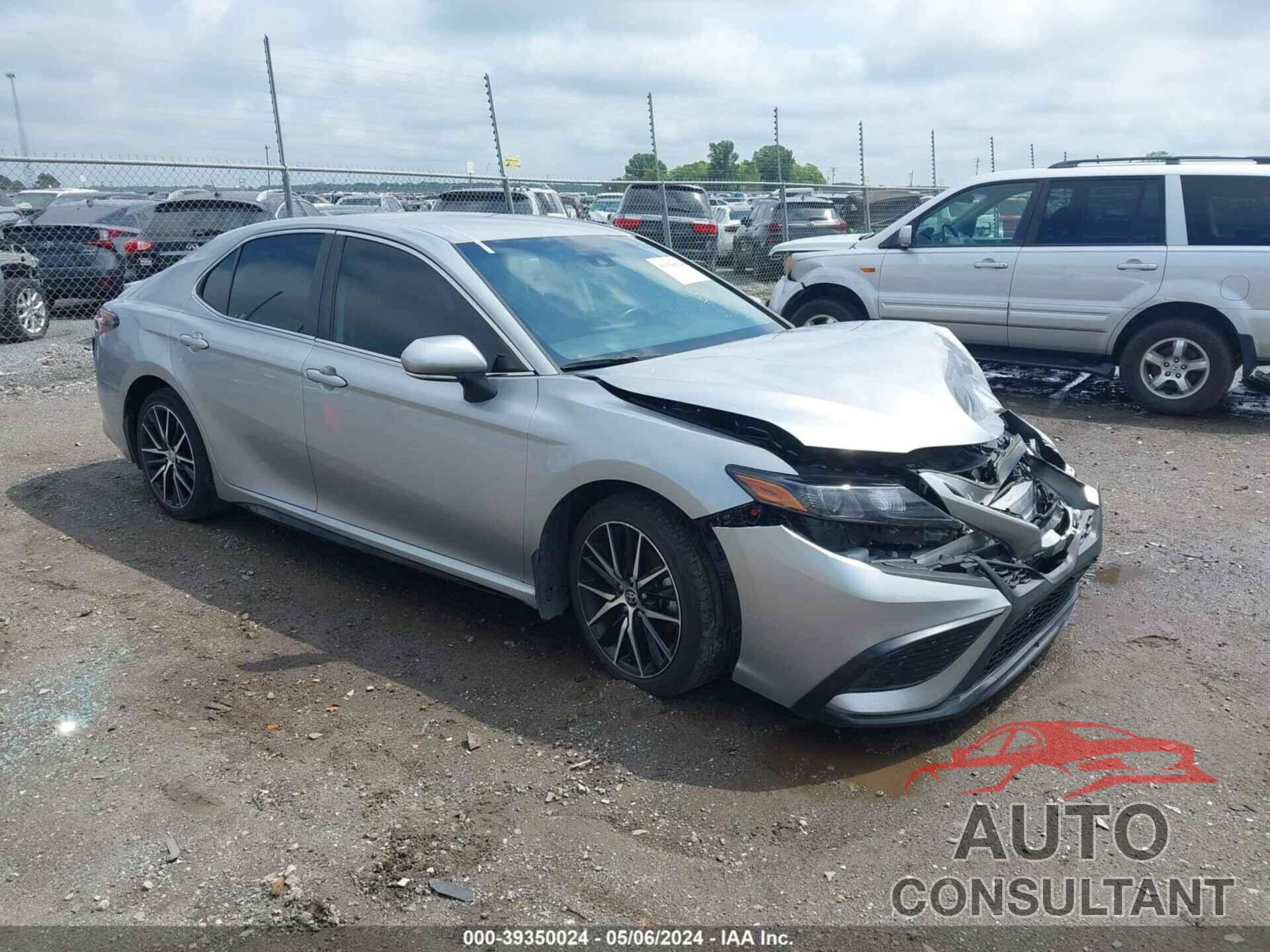 TOYOTA CAMRY 2021 - 4T1T11AK3MU542610