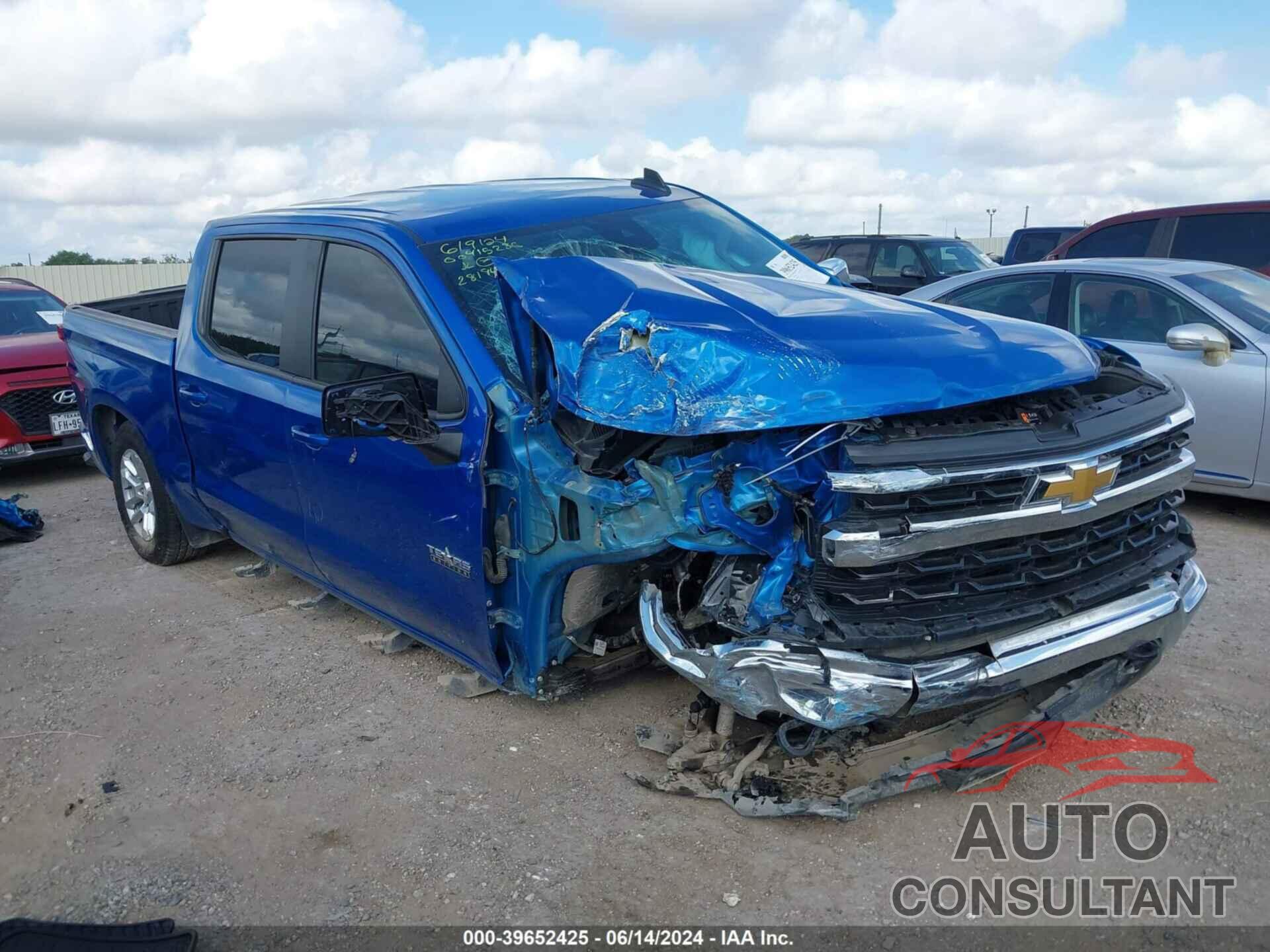 CHEVROLET SILVERADO 1500 2023 - 3GCUDDEDXPG281948