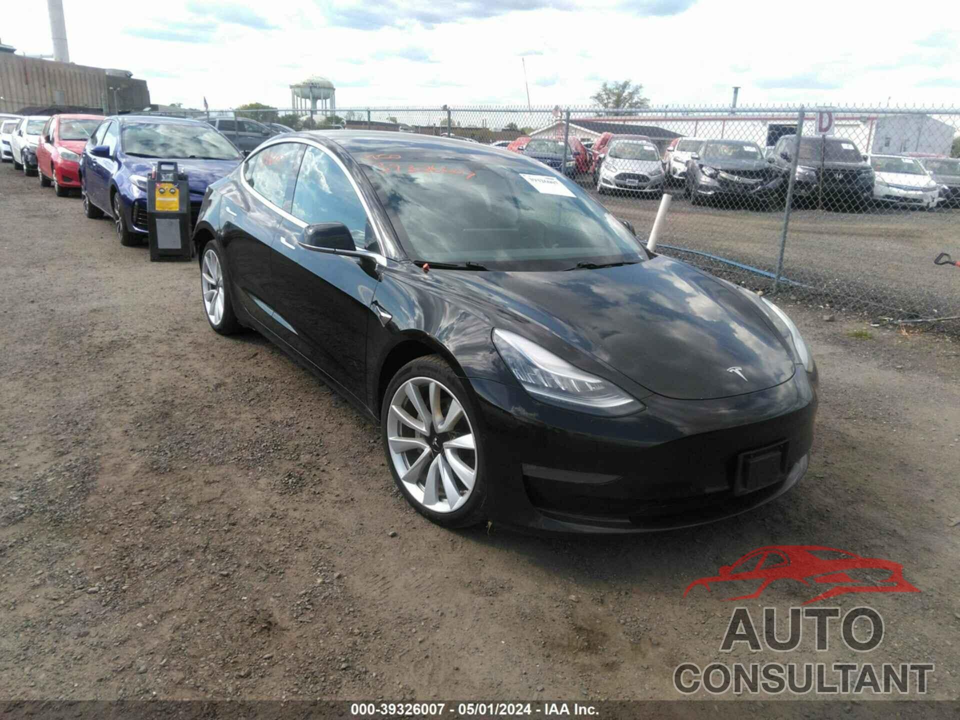 TESLA MODEL 3 2019 - 5YJ3E1EB0KF388737