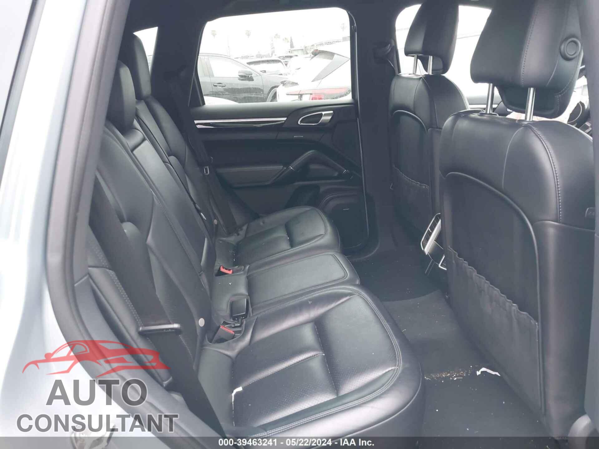 PORSCHE CAYENNE 2016 - WP1AB2A29GLA96907