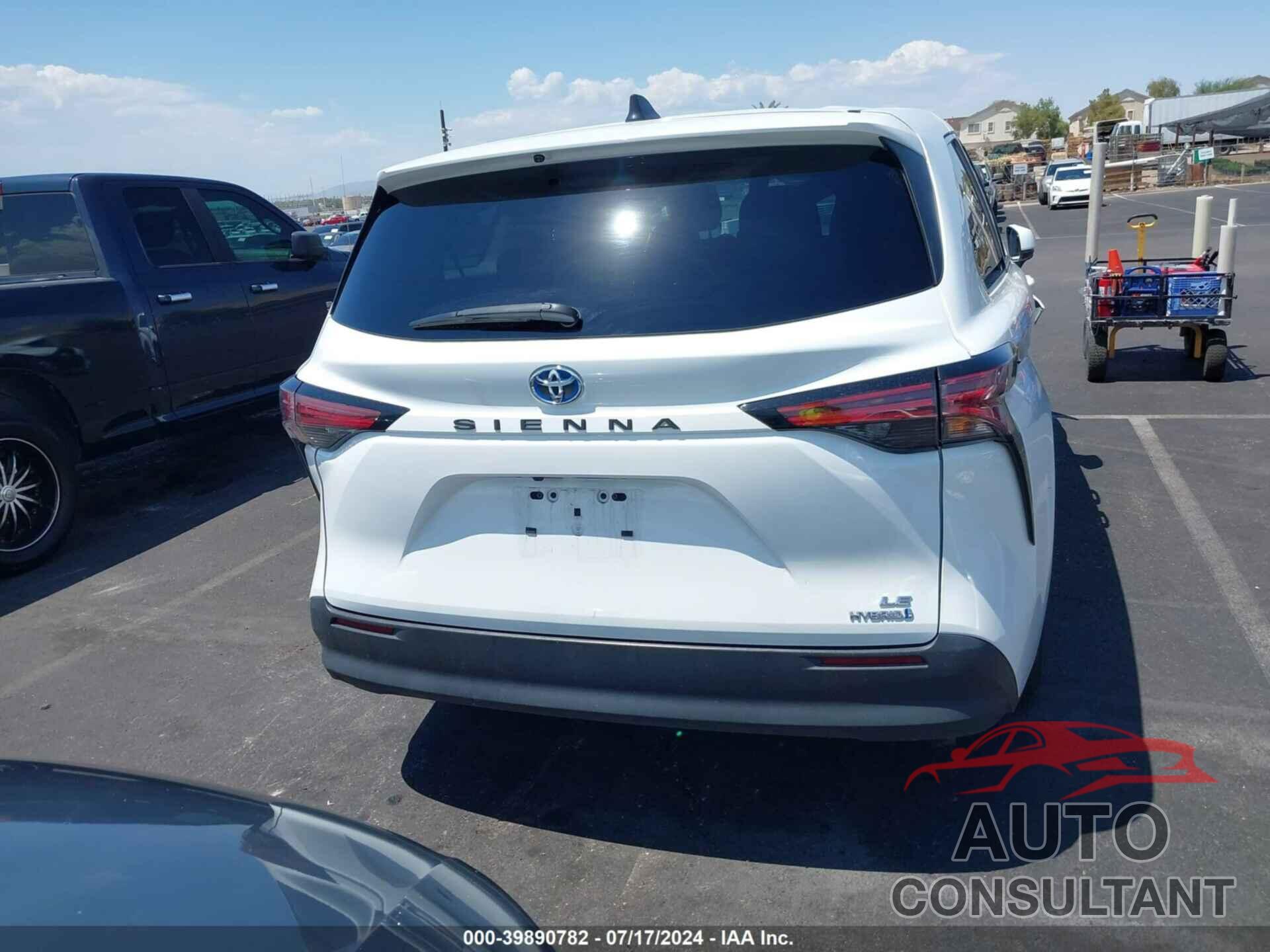 TOYOTA SIENNA 2022 - 5TDKRKEC7NS118743