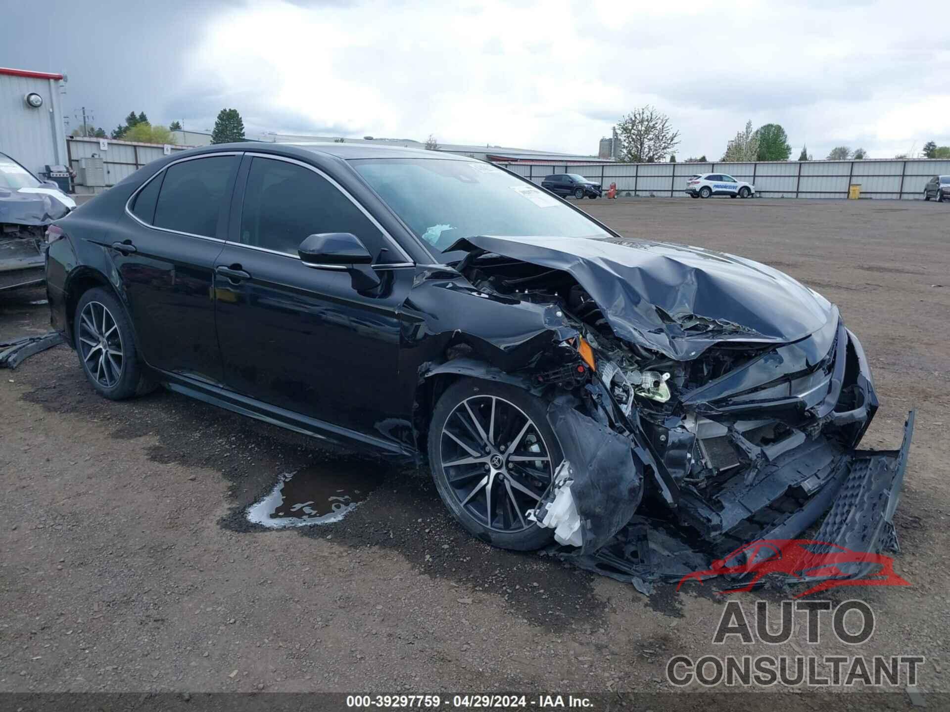 TOYOTA CAMRY 2022 - 4T1G11BK3NU059152