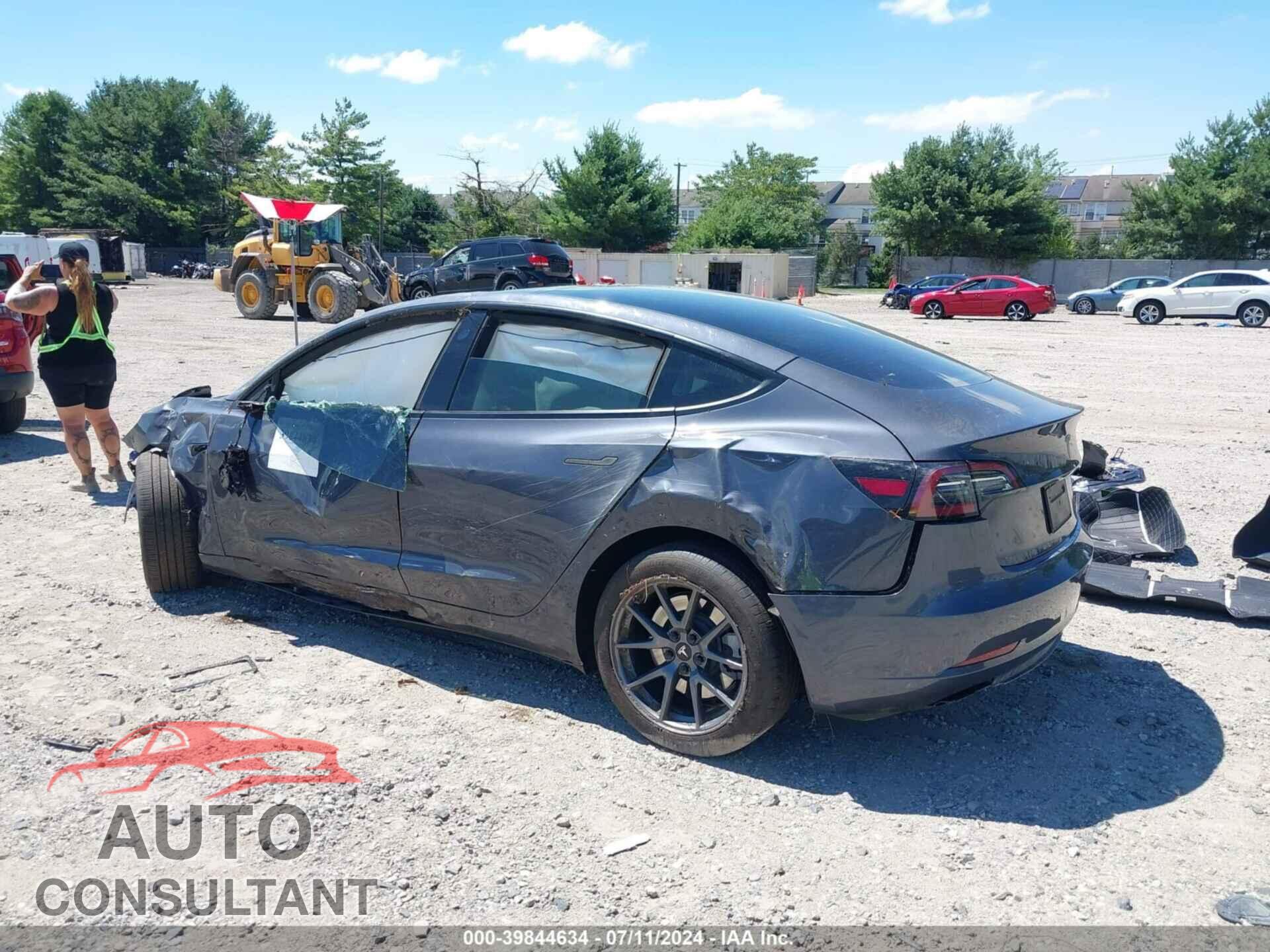TESLA MODEL 3 2023 - 5YJ3E1EA6PF693626