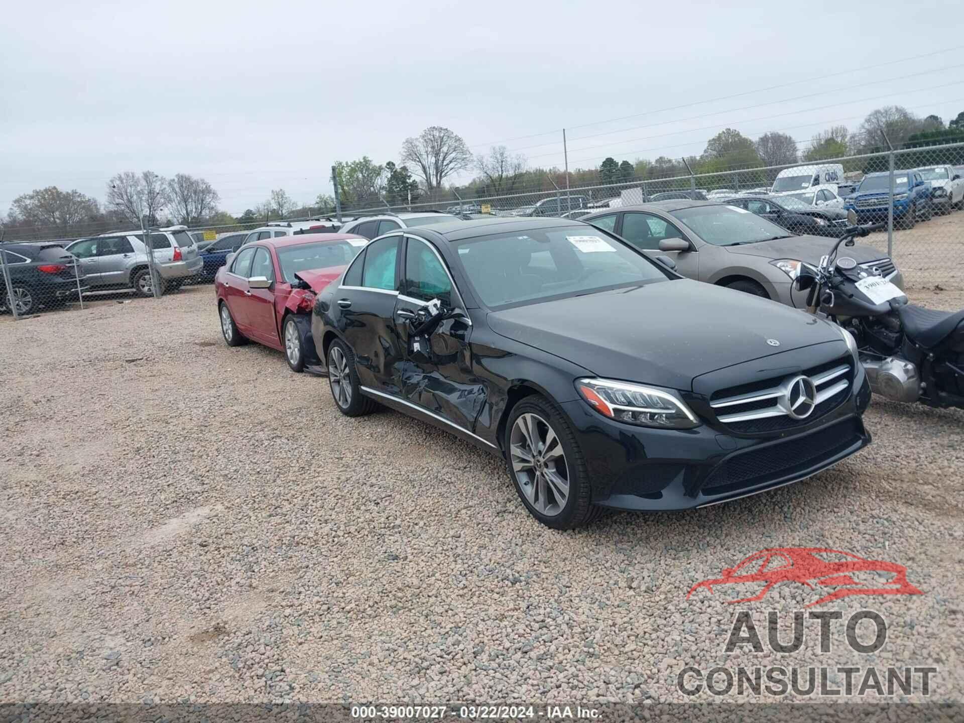 MERCEDES-BENZ C 300 2019 - 55swf8eb6ku287087