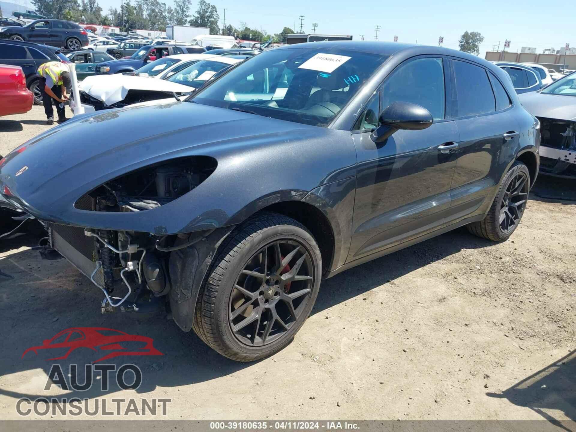 PORSCHE MACAN 2017 - WP1AA2A57HLB04842