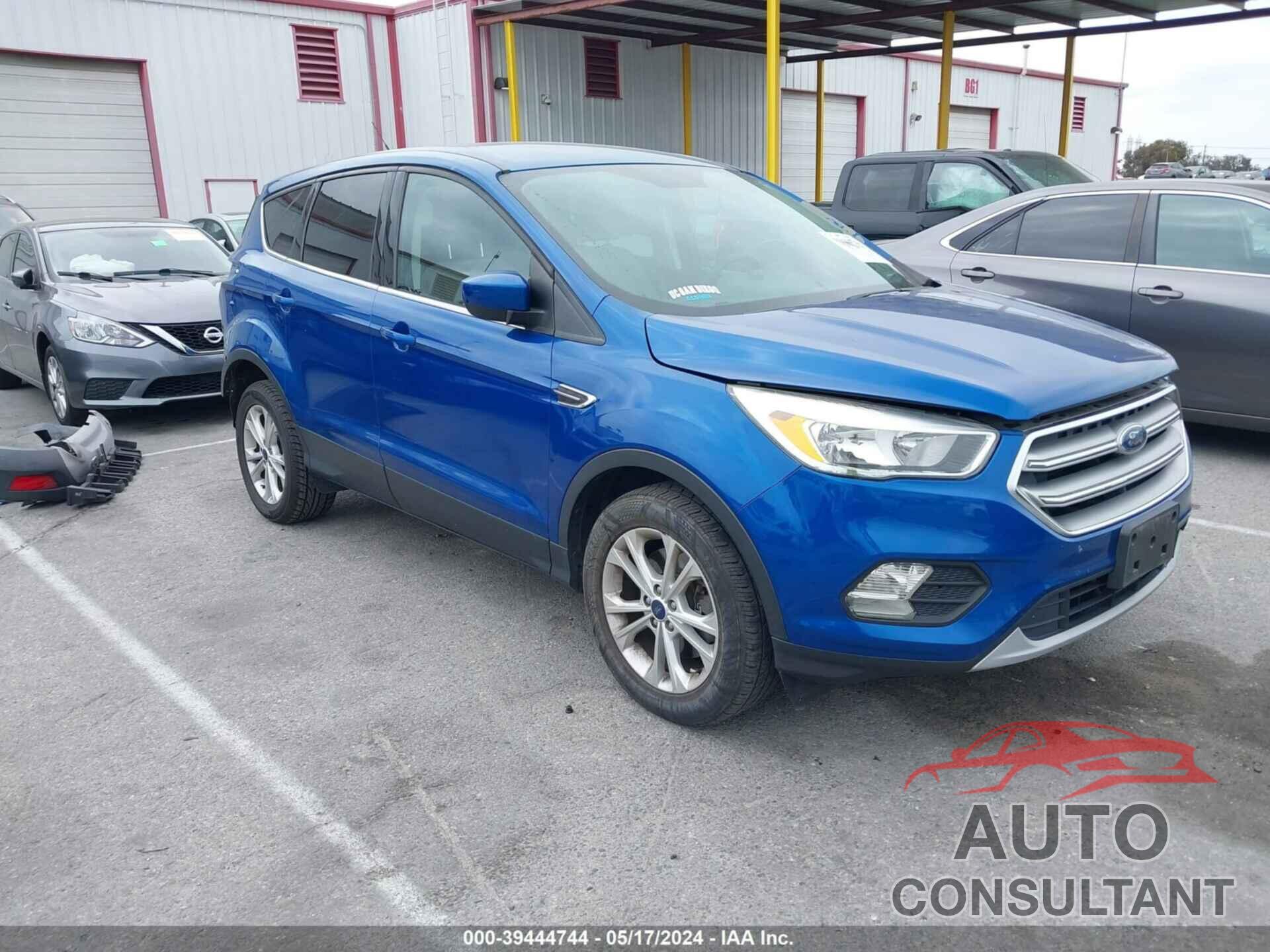 FORD ESCAPE 2017 - 1FMCU9GDXHUA76484