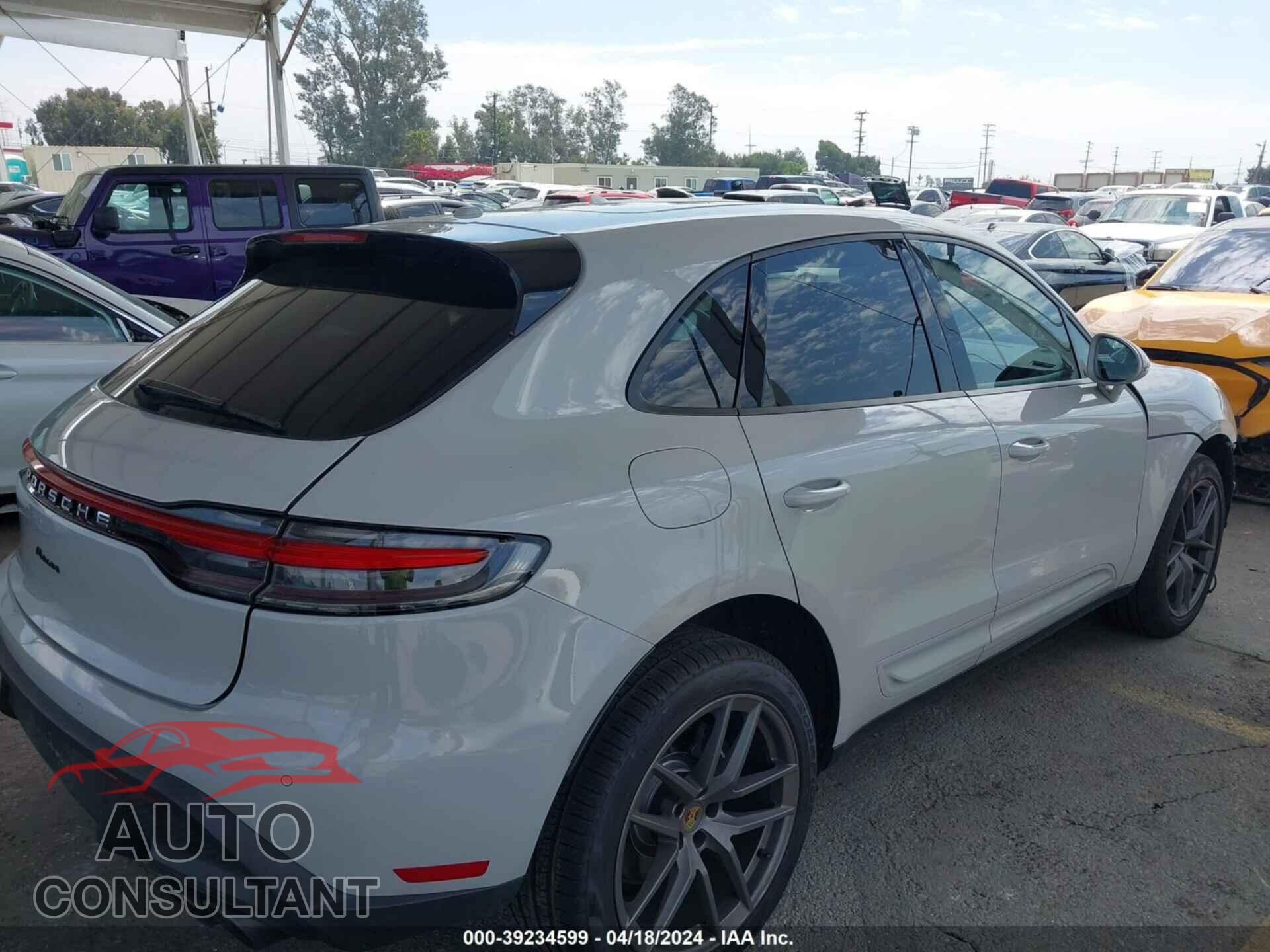 PORSCHE MACAN 2022 - WP1AA2A59NLB01940