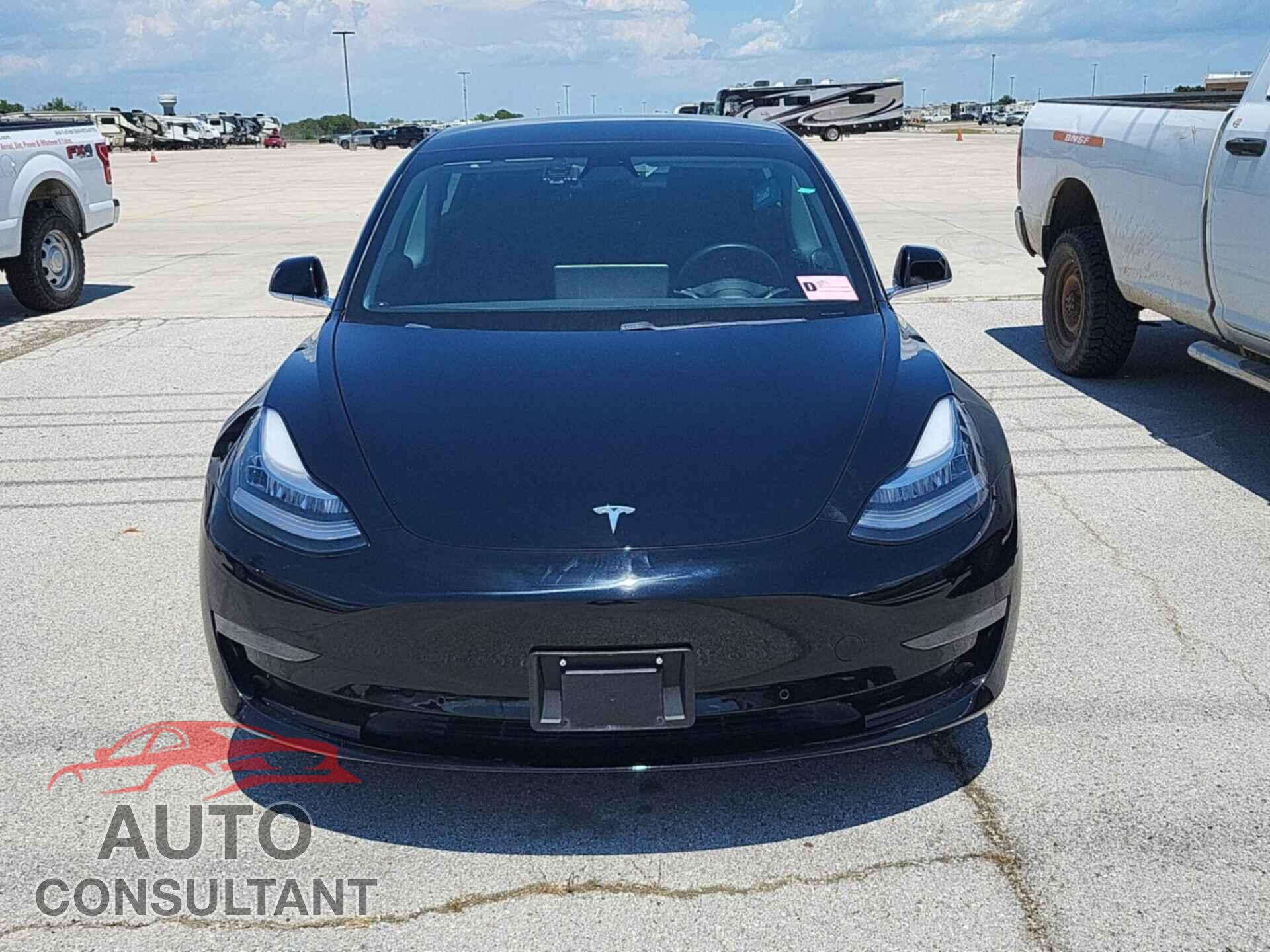 TESLA MODEL 3 2019 - 5YJ3E1EB7KF191936