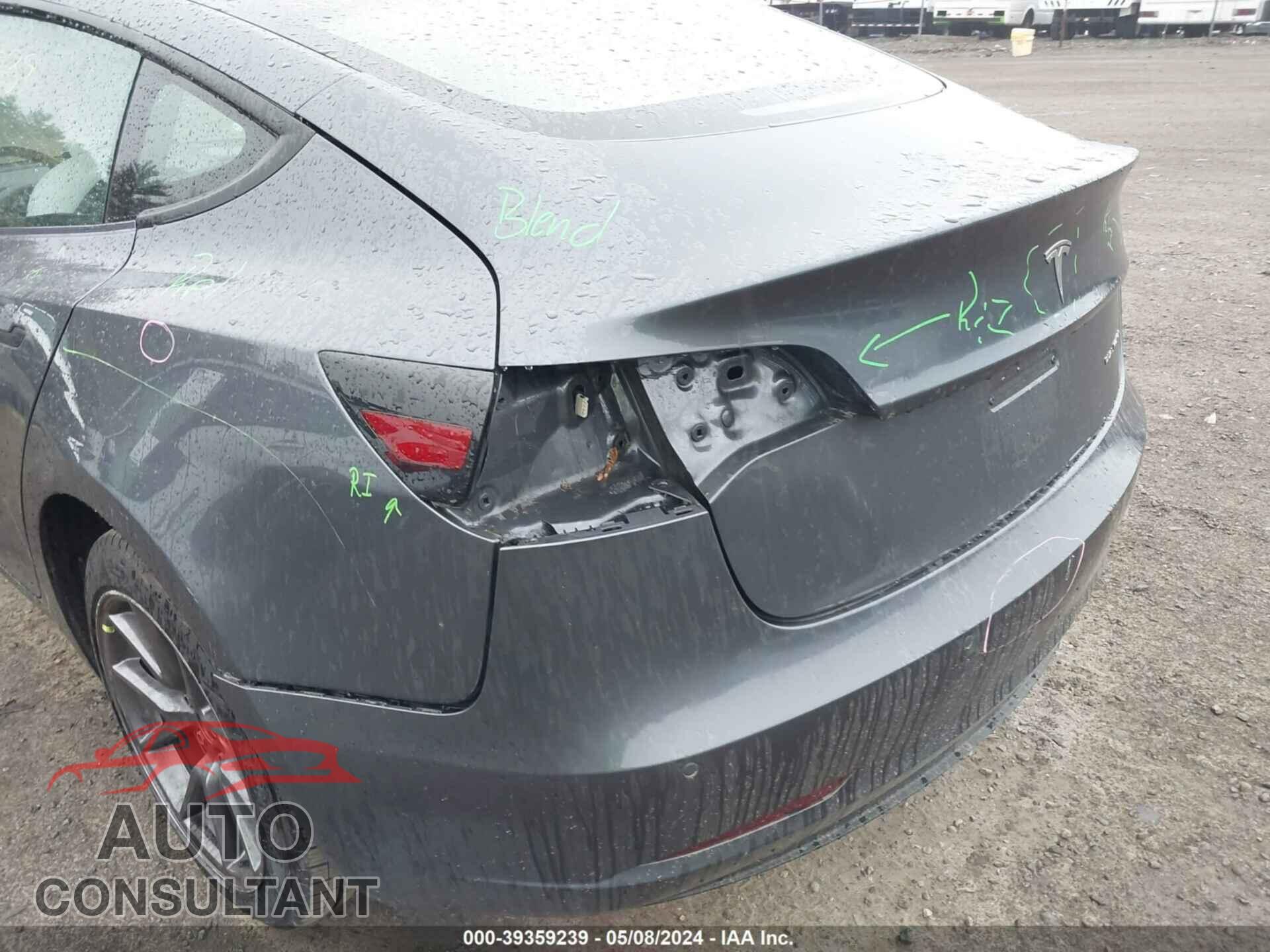 TESLA MODEL 3 2021 - 5YJ3E1EB0MF035711