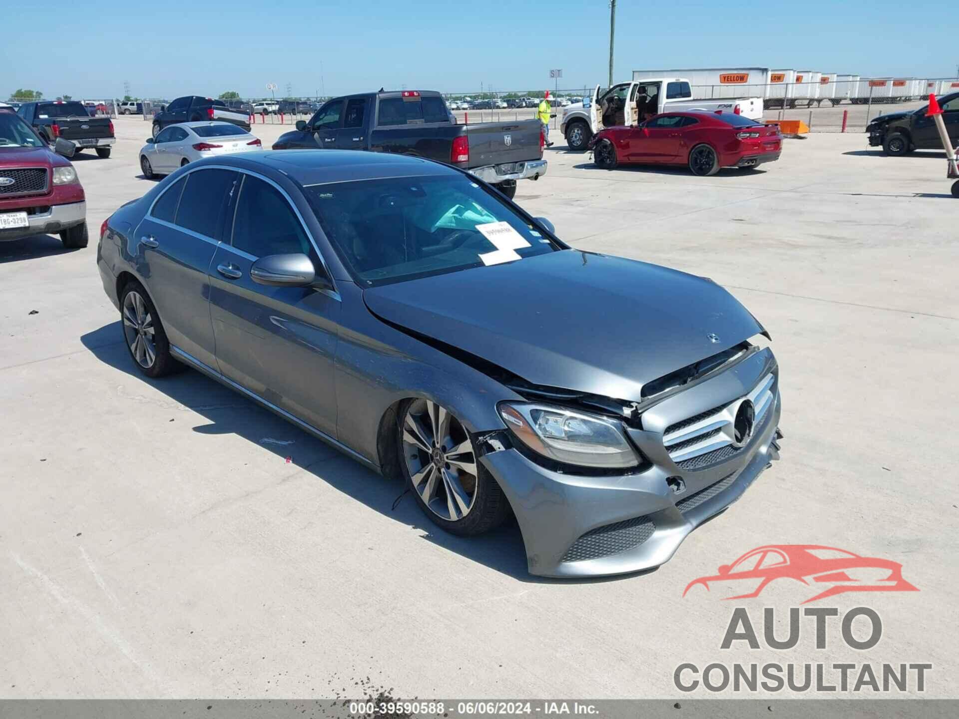 MERCEDES-BENZ C 300 2018 - 55SWF4JB6JU255138