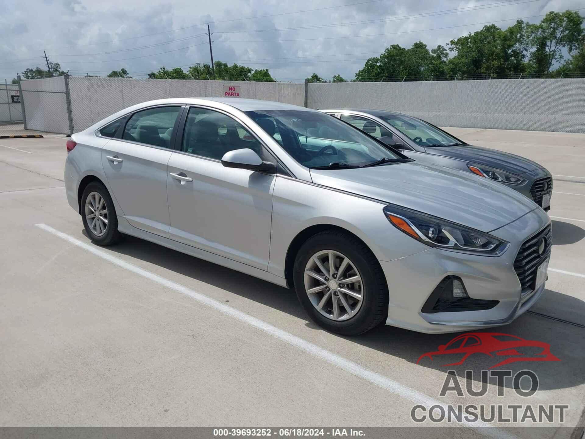 HYUNDAI SONATA 2018 - 5NPE24AA5JH687351