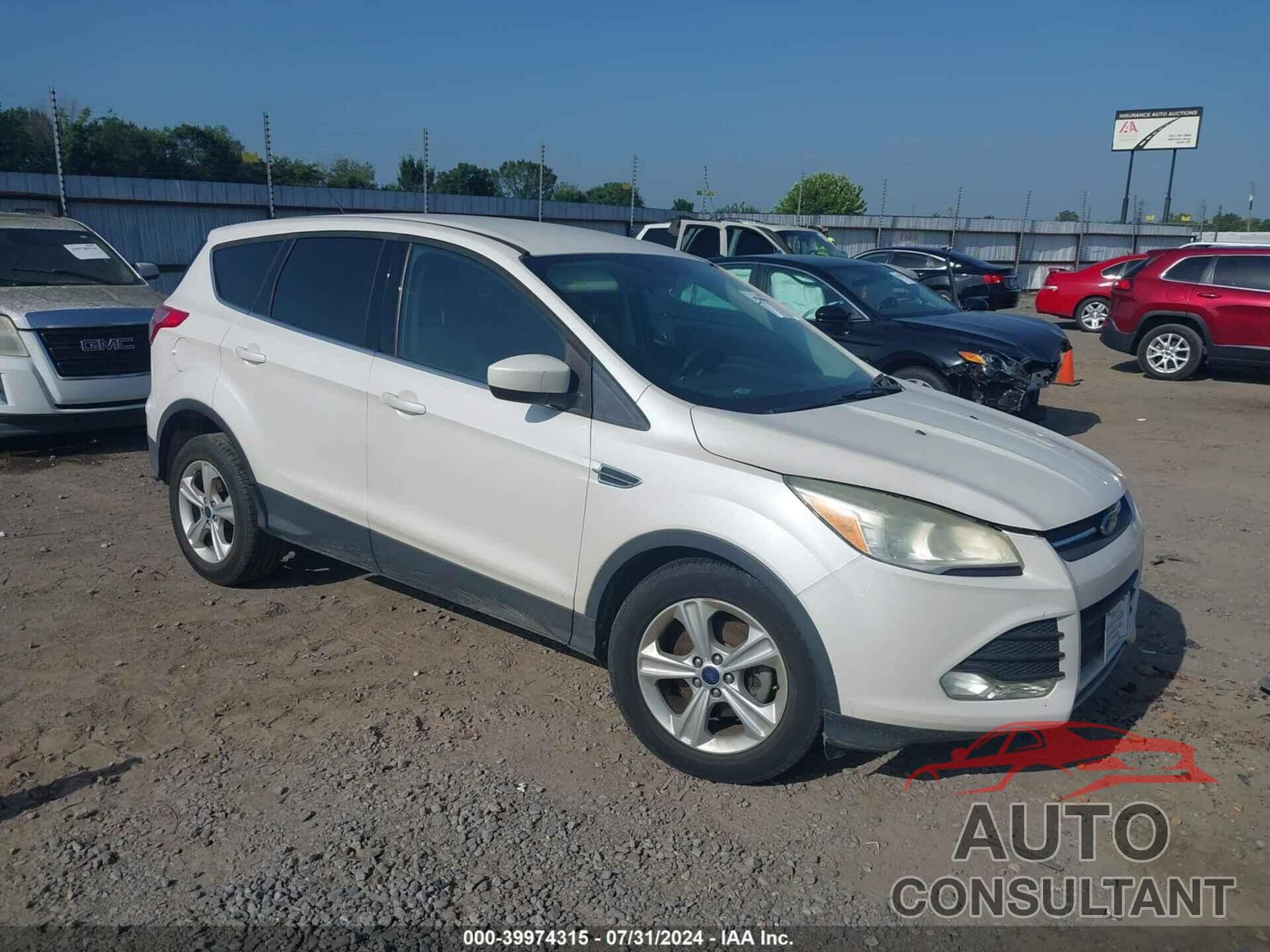 FORD ESCAPE 2013 - 1FMCU0GX8DUC59236