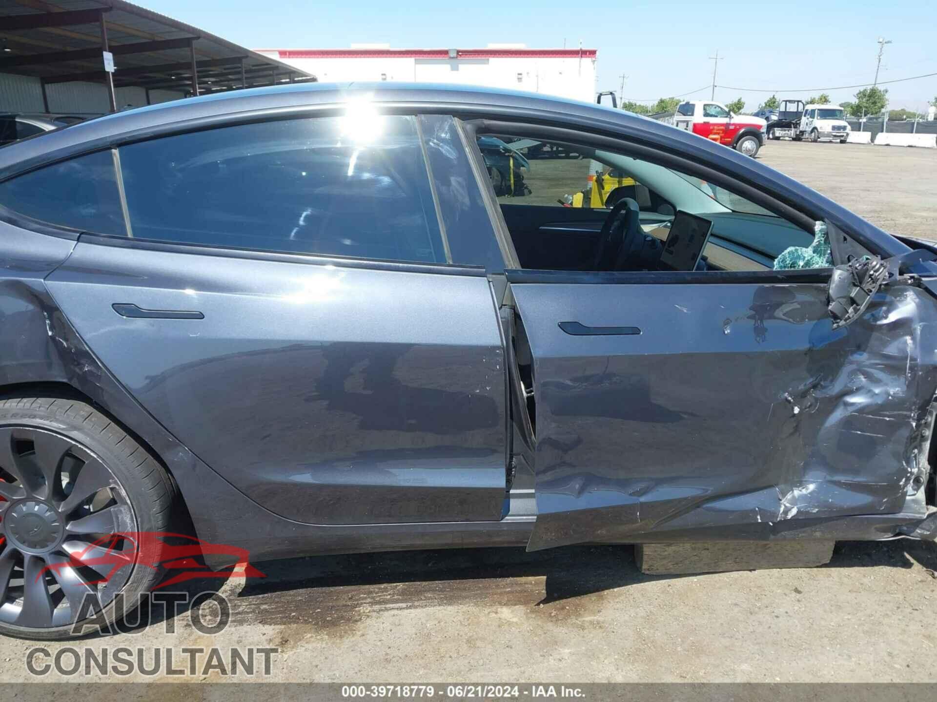 TESLA MODEL 3 2021 - 5YJ3E1EC7MF071551