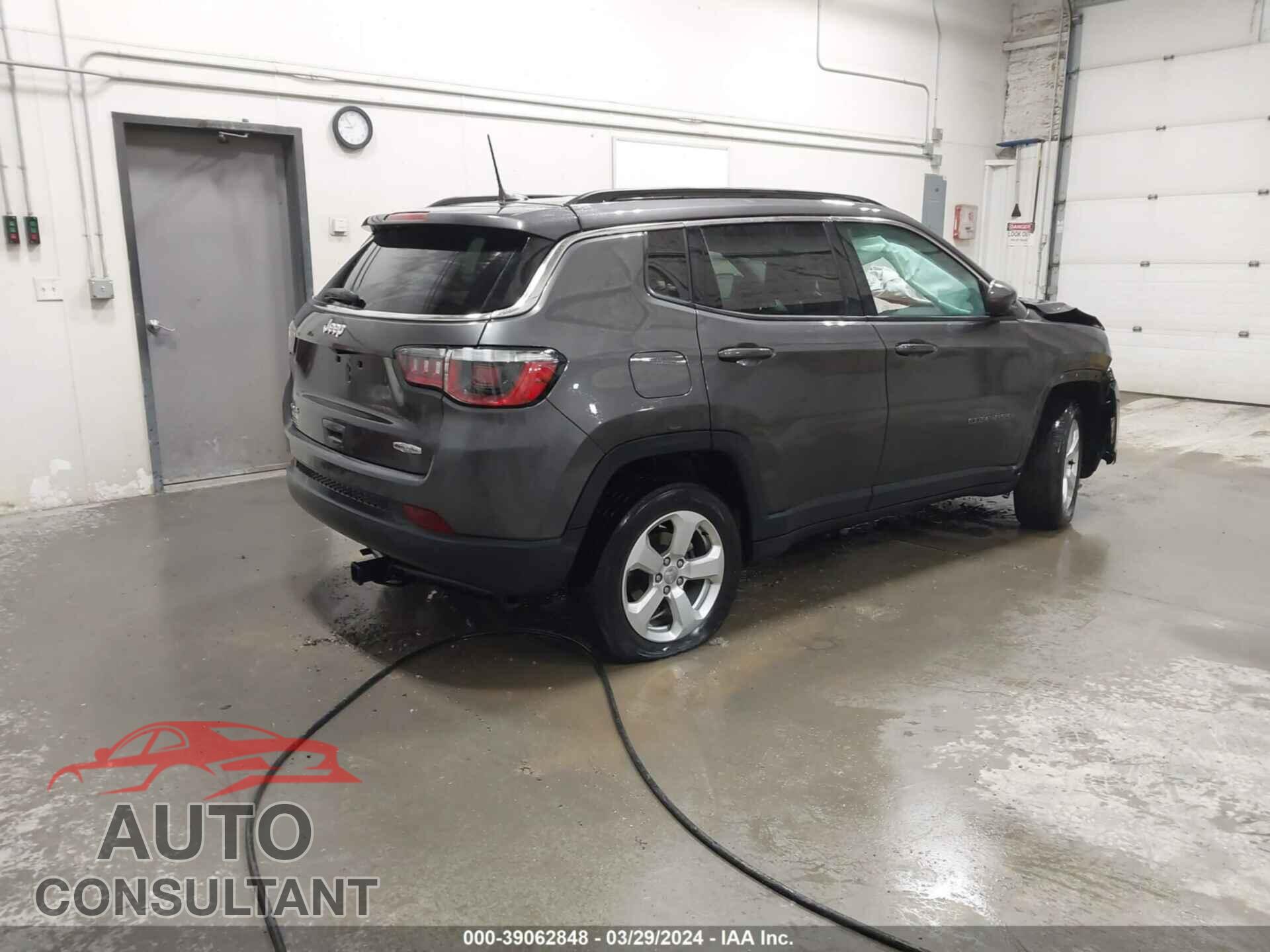 JEEP COMPASS 2020 - 3C4NJDBB4LT229328