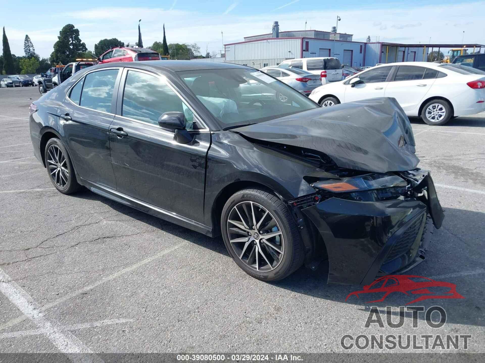 TOYOTA CAMRY 2022 - 4T1G11AK2NU689293