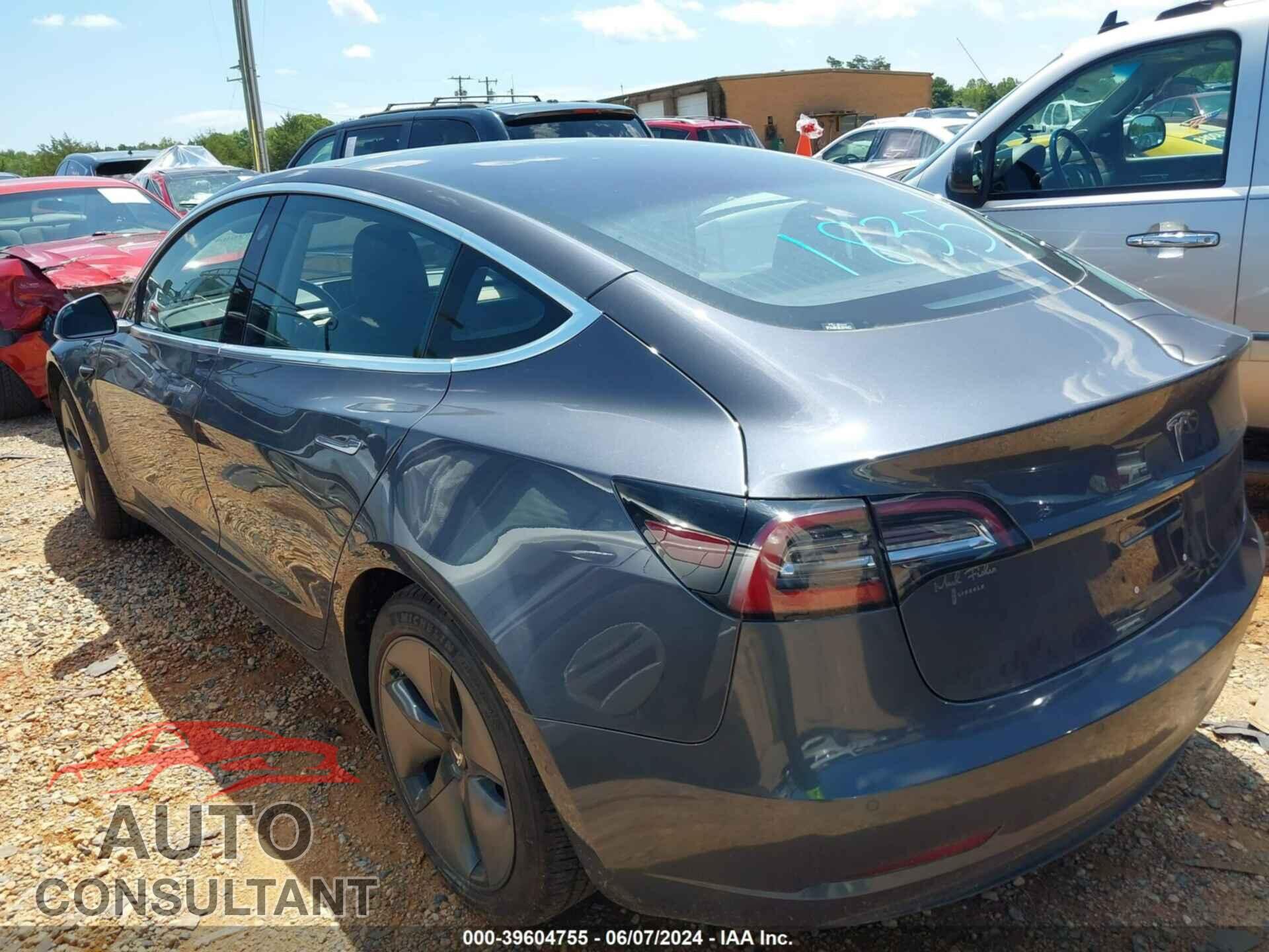 TESLA MODEL 3 2018 - 5YJ3E1EA9JF026623