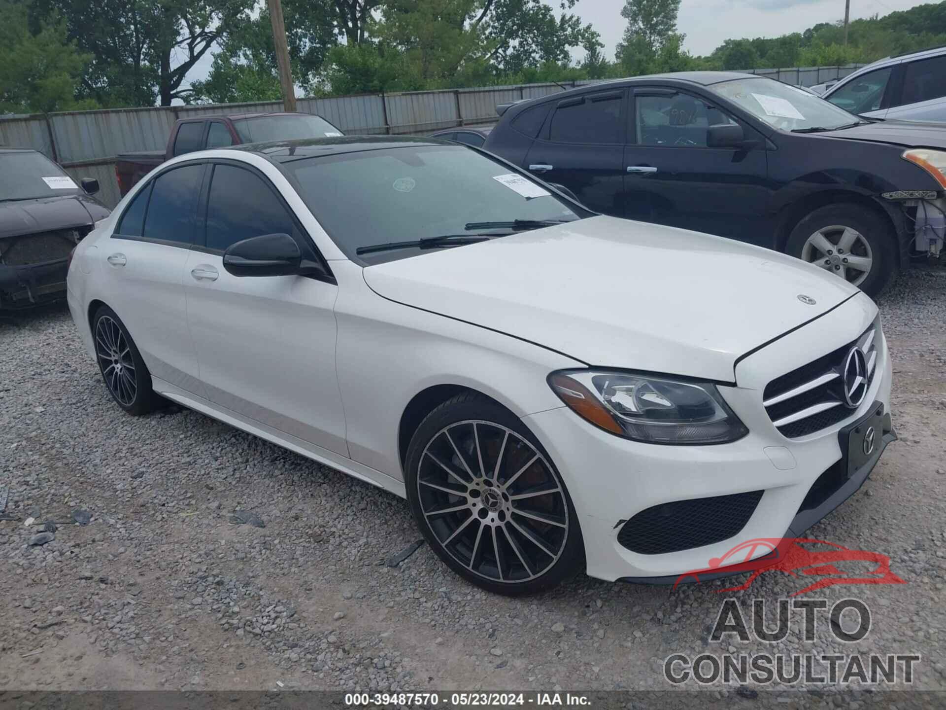 MERCEDES-BENZ C 300 2018 - 55SWF4KB6JU271872