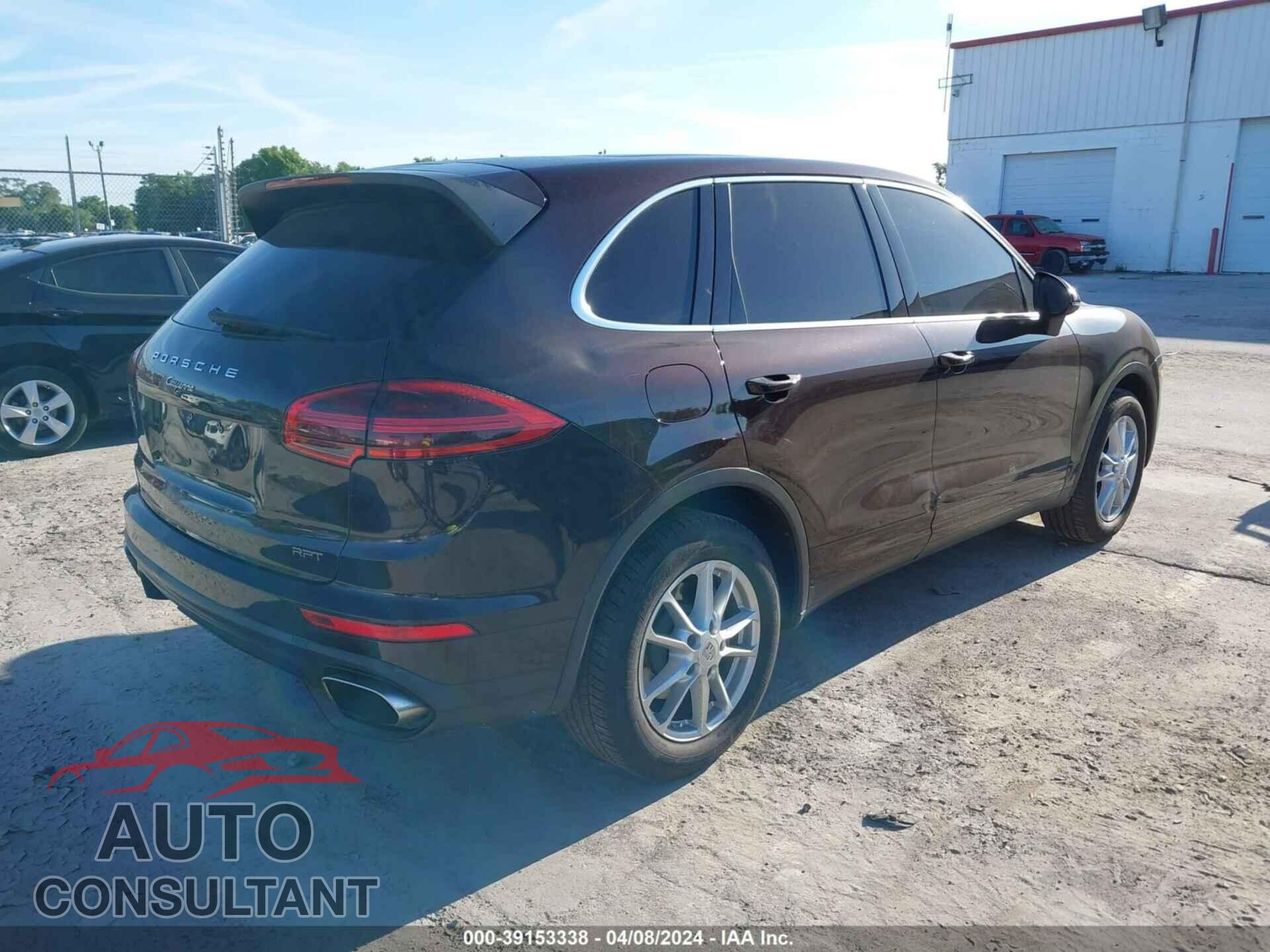 PORSCHE CAYENNE 2016 - WP1AA2A27GLA08651