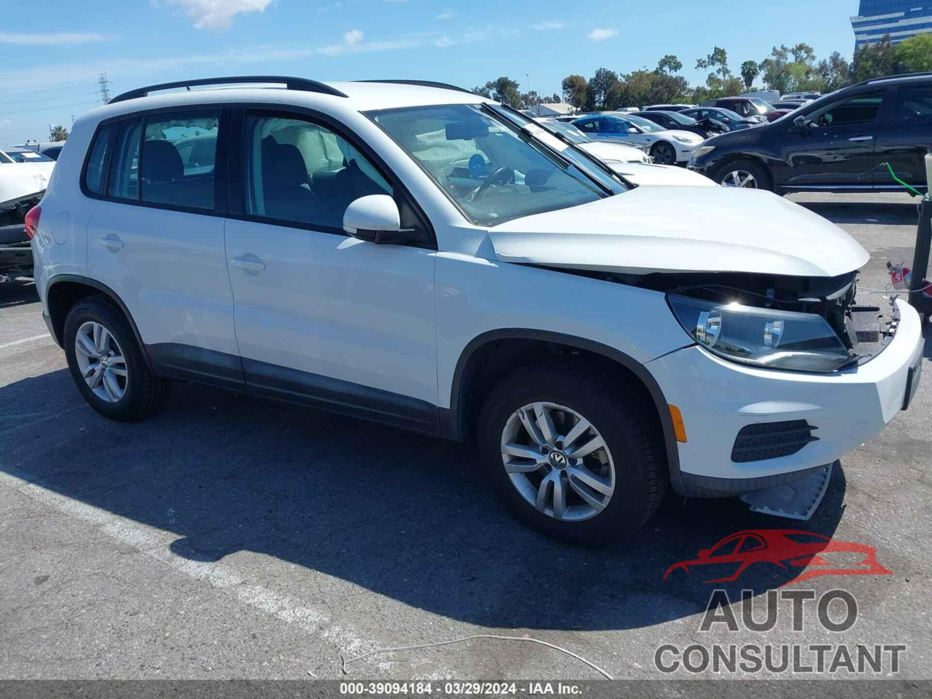 VOLKSWAGEN TIGUAN 2016 - WVGAV7AX0GW609148