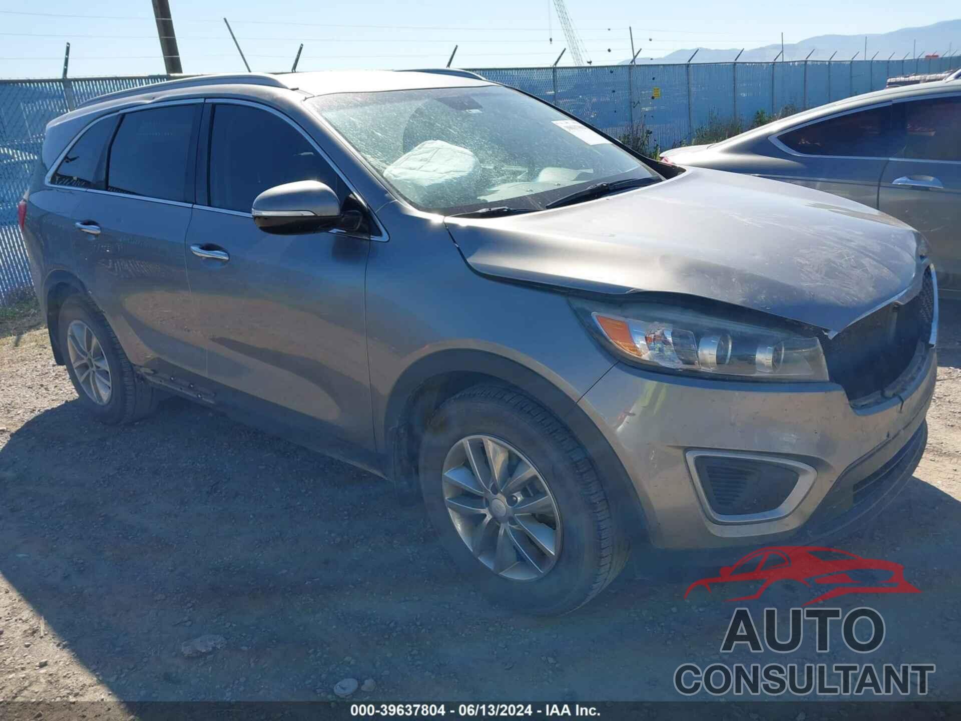 KIA SORENTO 2018 - 5XYPG4A30JG376185