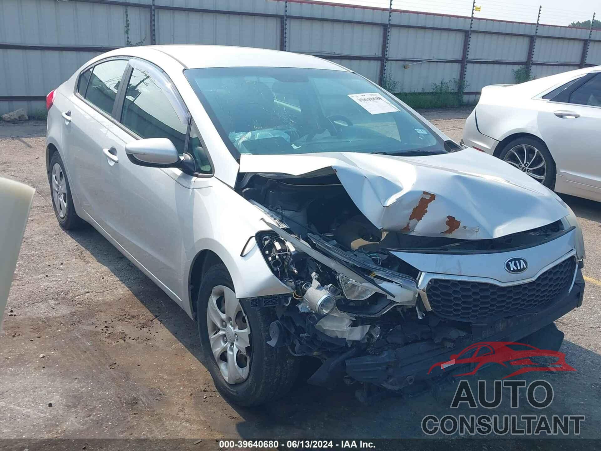 KIA FORTE 2016 - KNAFK4A61G5589651