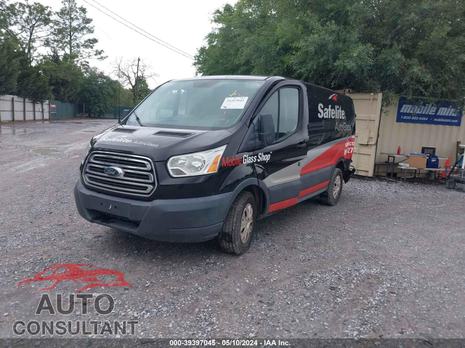 FORD TRANSIT-150 2017 - 1FTYE1YM8HKA47780