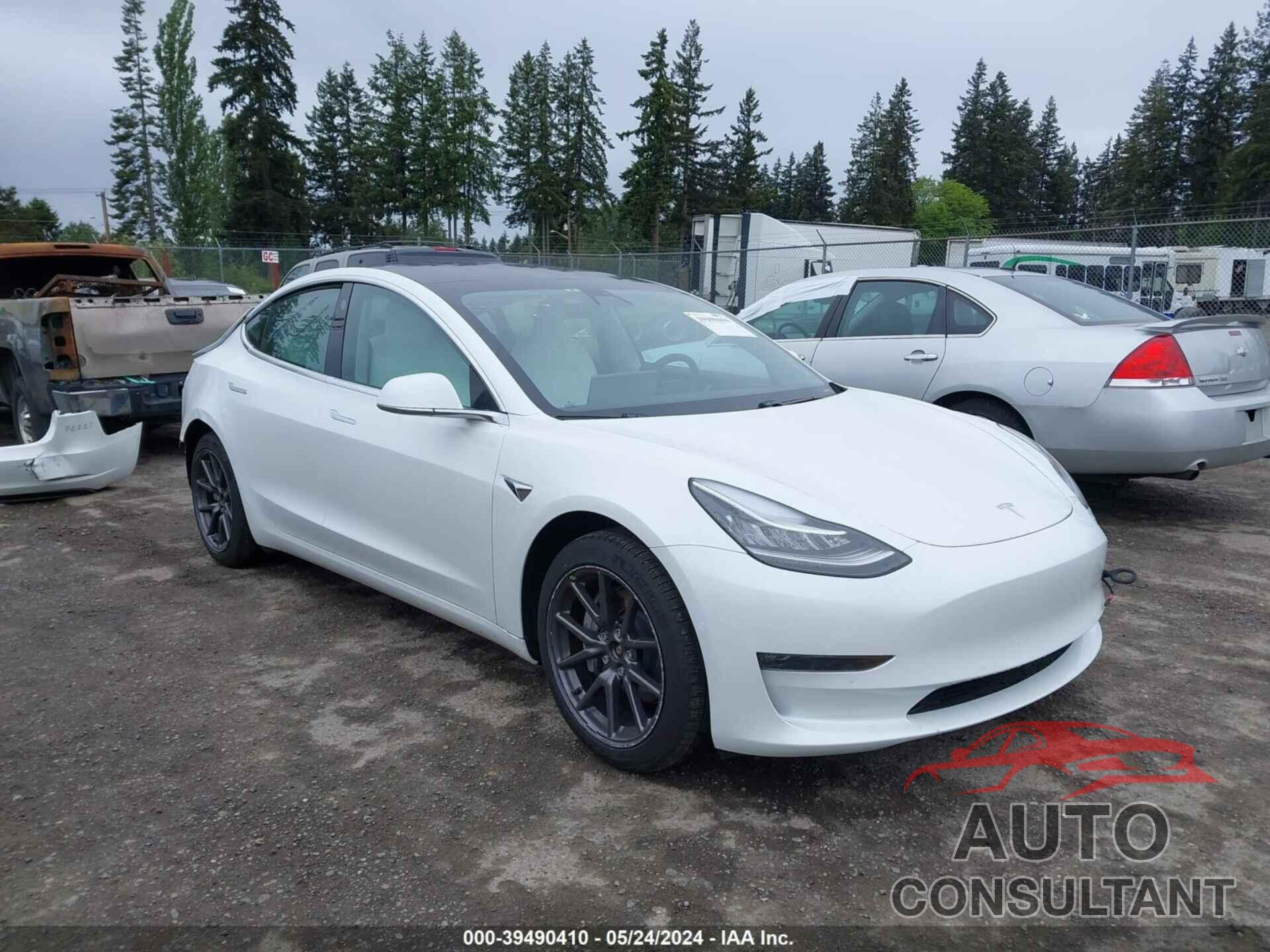 TESLA MODEL 3 2020 - 5YJ3E1EBXLF606913